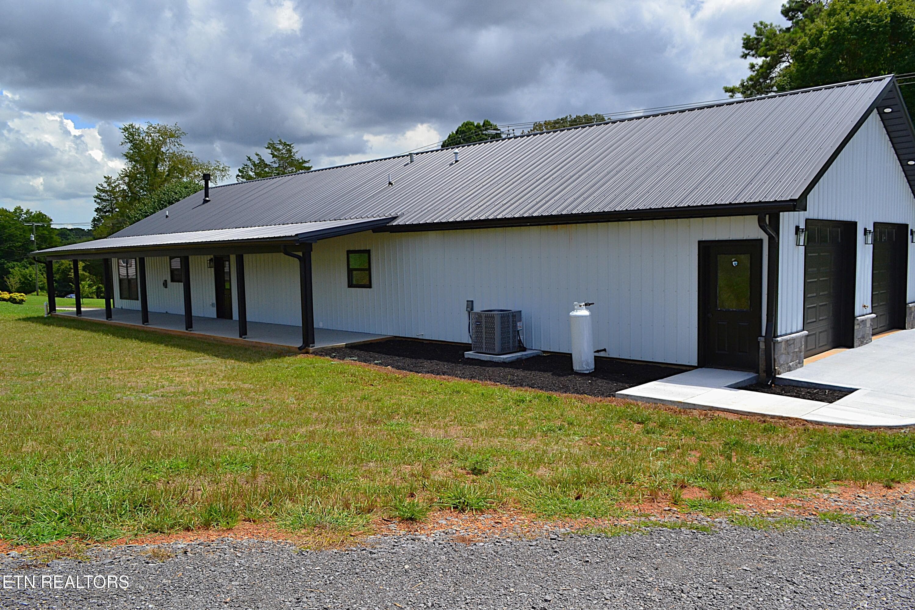DSC_0077 - 940 Thorngrove Pike, Strawberry Plains, TN 37871, Strawberry Plains