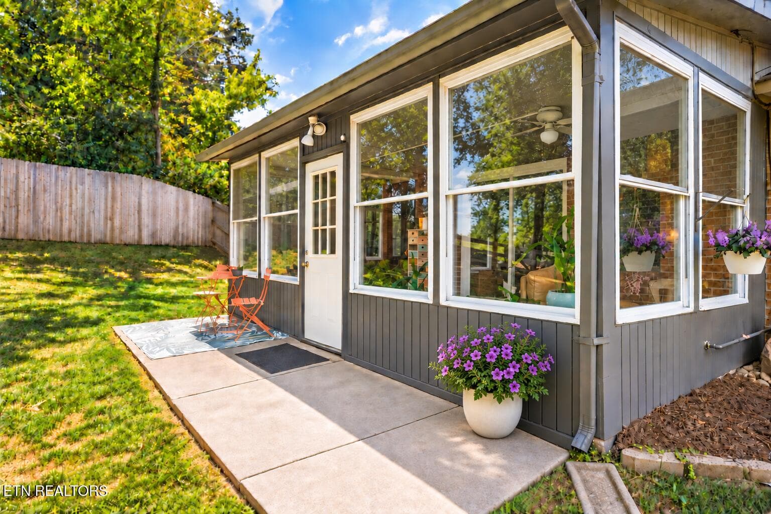 sunroom - 4525 Nathan Drive, Knoxville, TN 37938, Knoxville