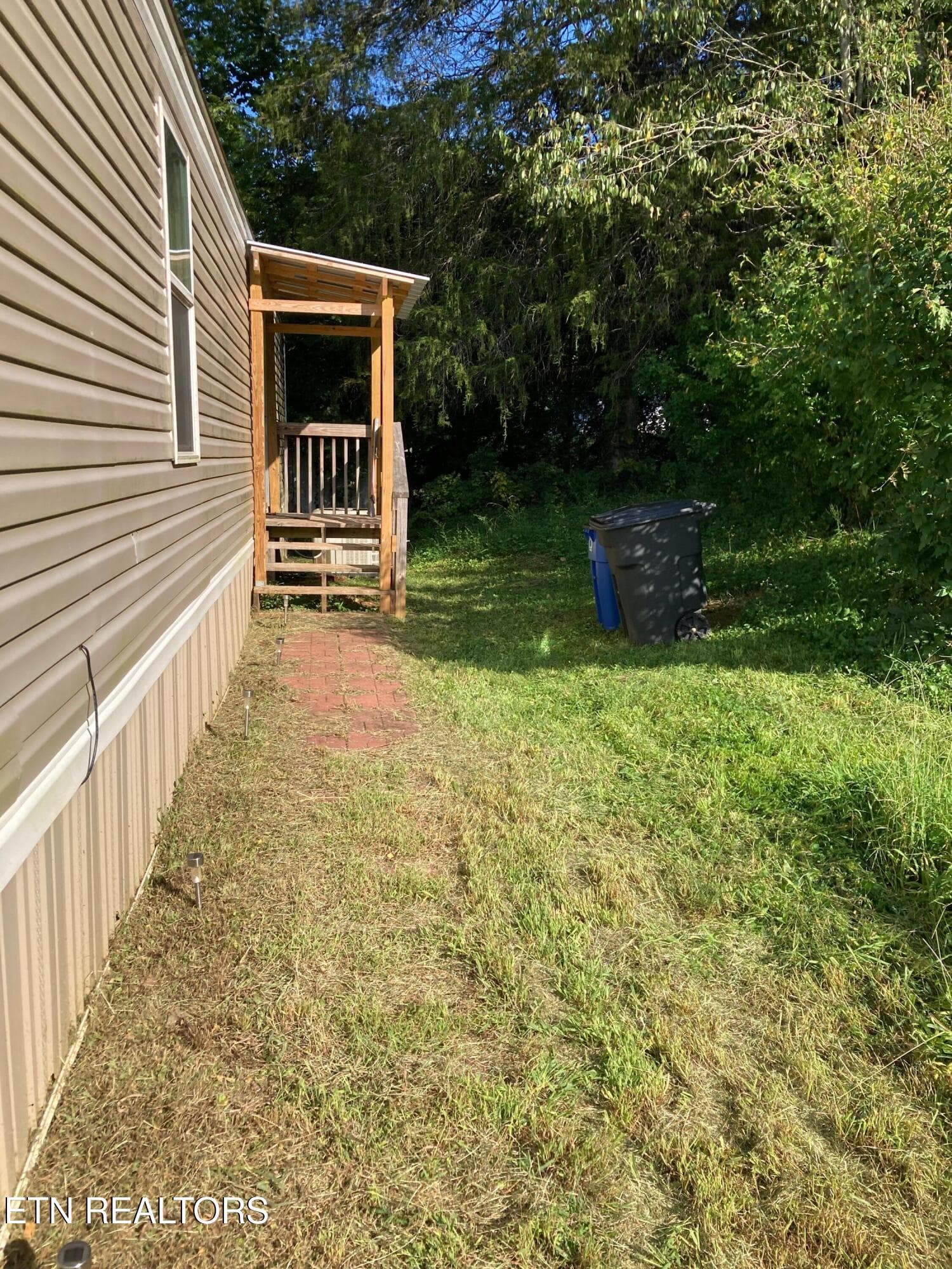 Back porch - 112 Stiner Shores Rd, Sharps Chapel, TN 37866