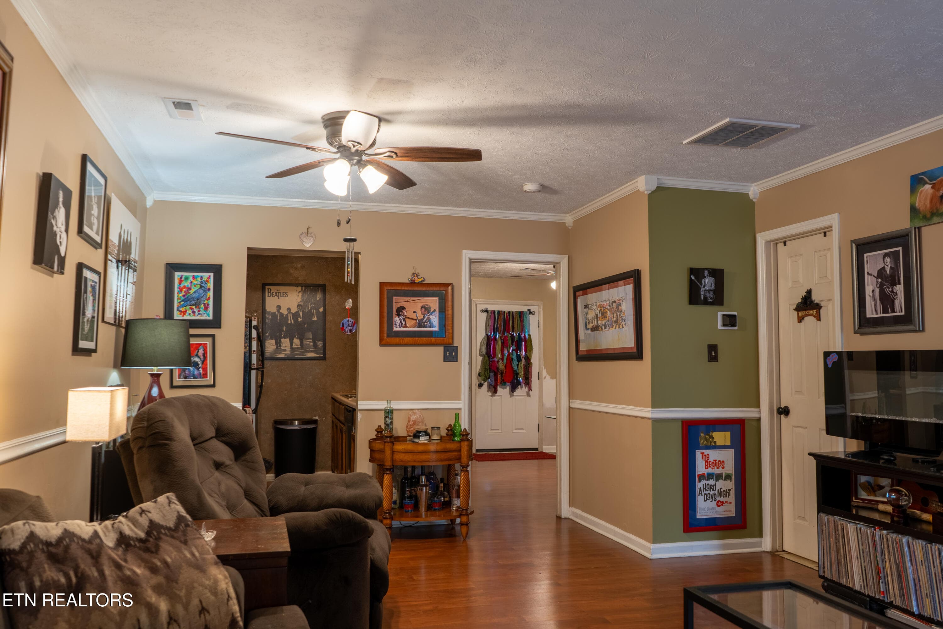 DSC02487-2-HDR - 6906 Kings Crossing Way Way, Knoxville, TN 37918, Knoxville