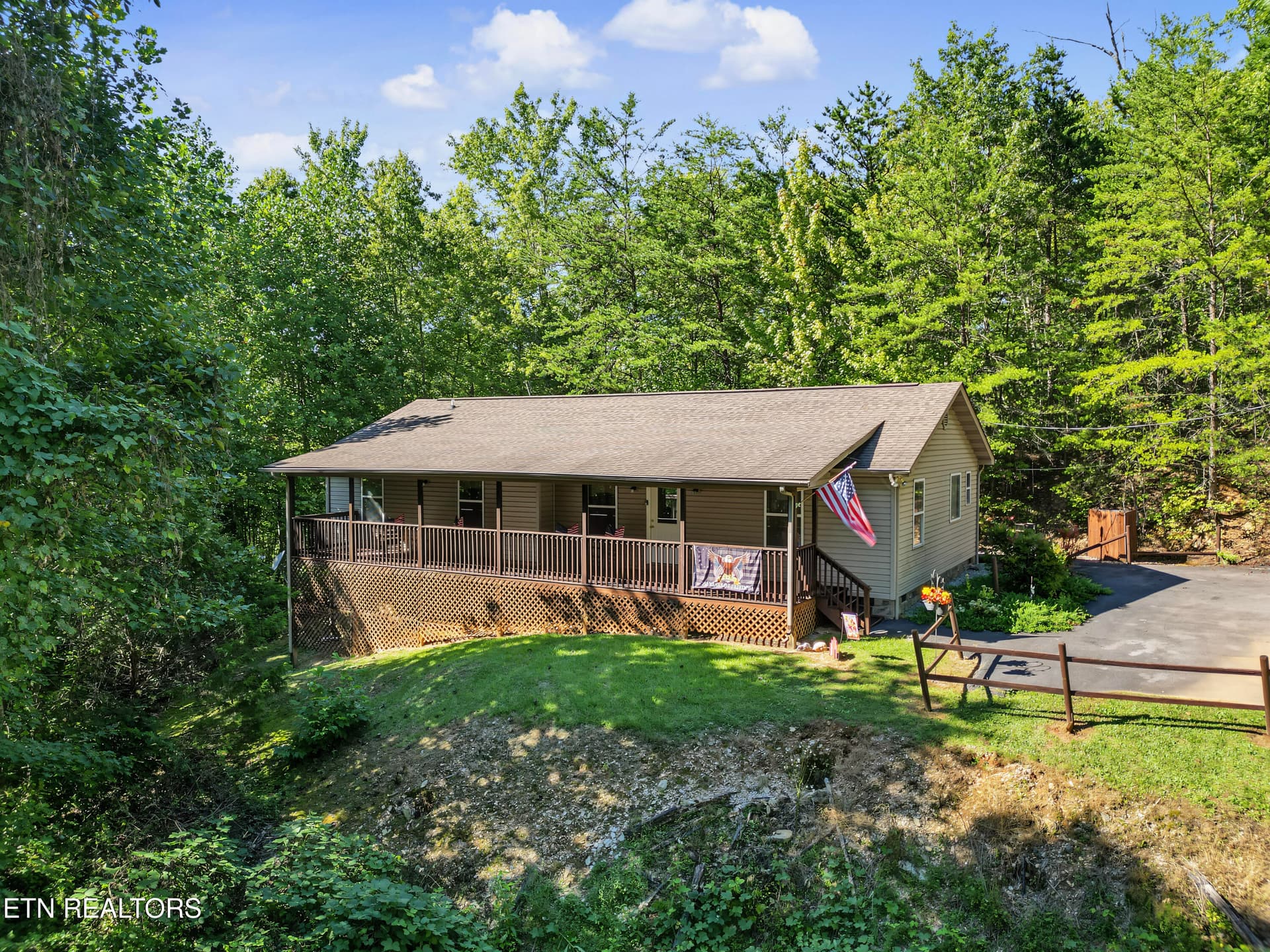 DJI_0050 LR - 1533 Honey Bee Cove Way, Pigeon Forge, TN 37863