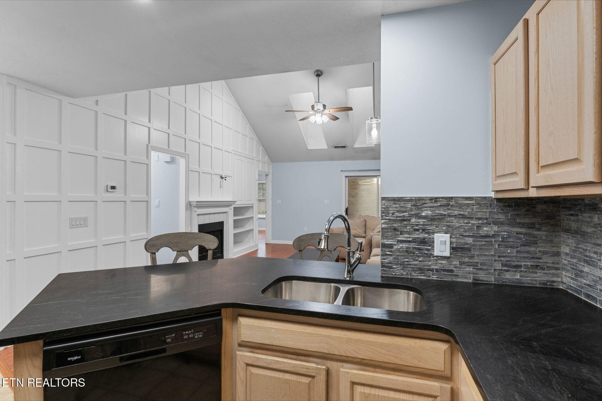 12-web-or-mls-630 Sunrise Cir-11 - 630 Sunrise Circle, Sevierville, TN 37862, Sevierville