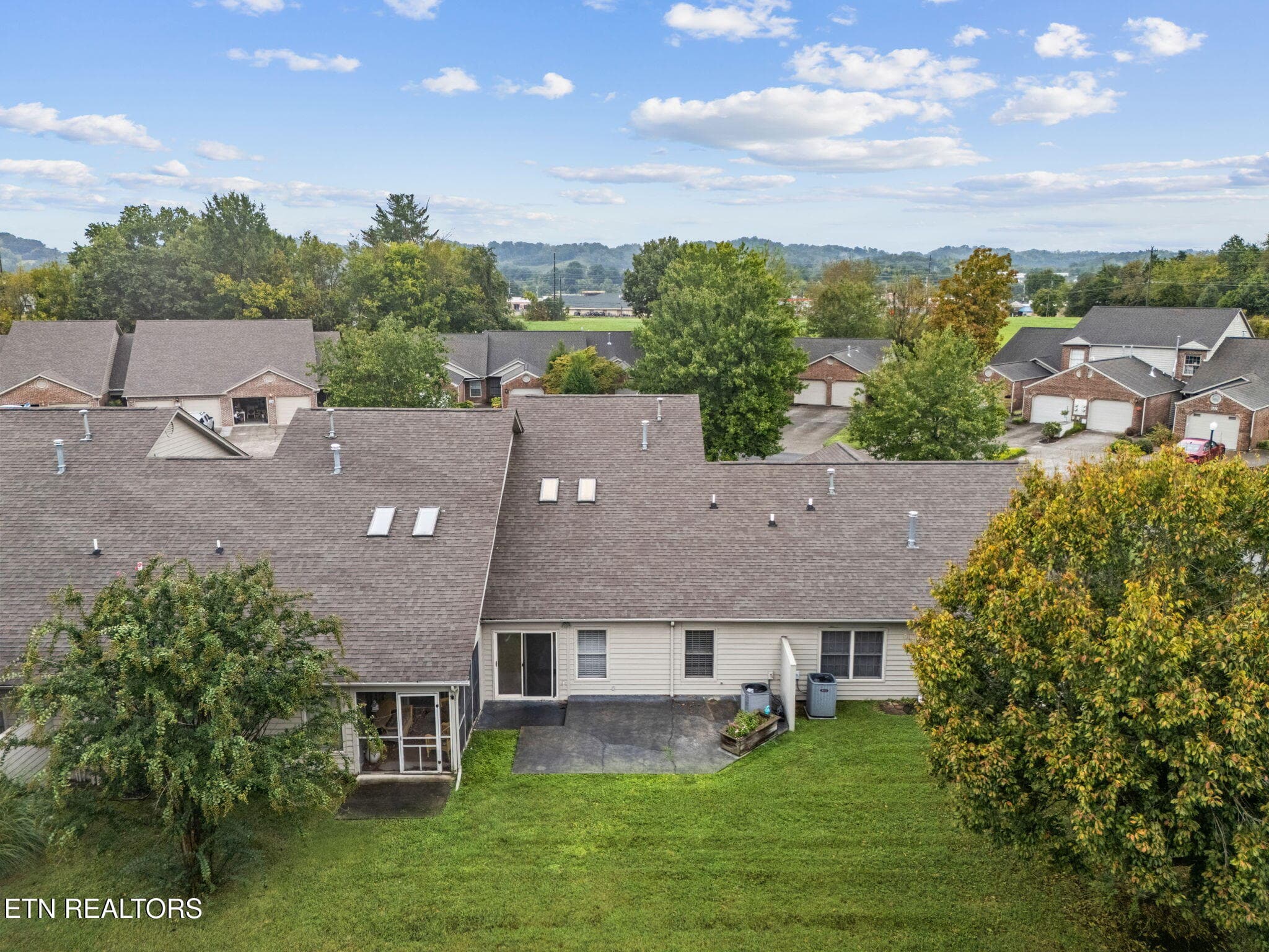 32-web-or-mls-630 Sunrise Cir-31 - 630 Sunrise Circle, Sevierville, TN 37862, Sevierville