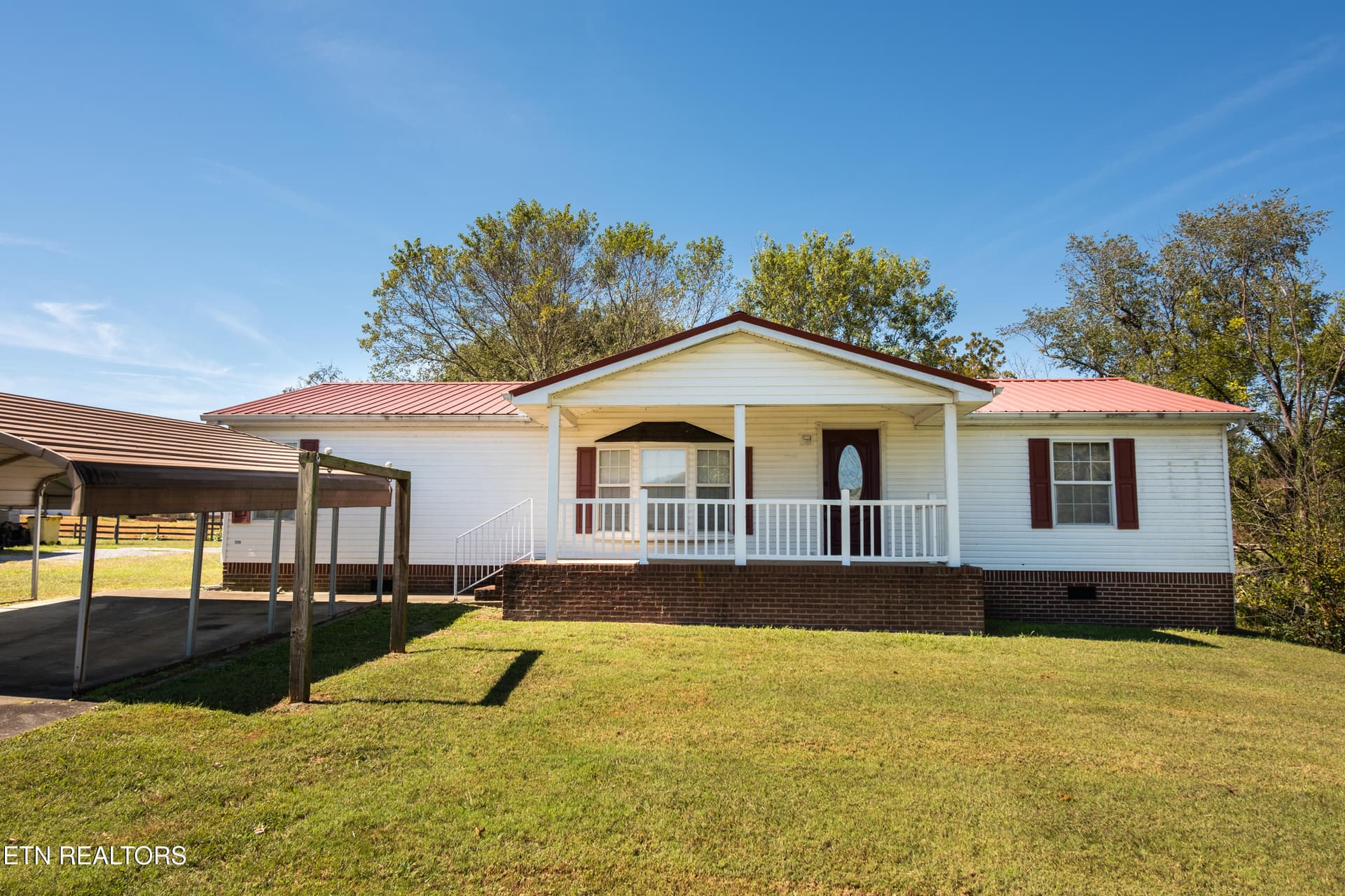 112 Alexander Crossing Drive, Church Hill, TN 37642
