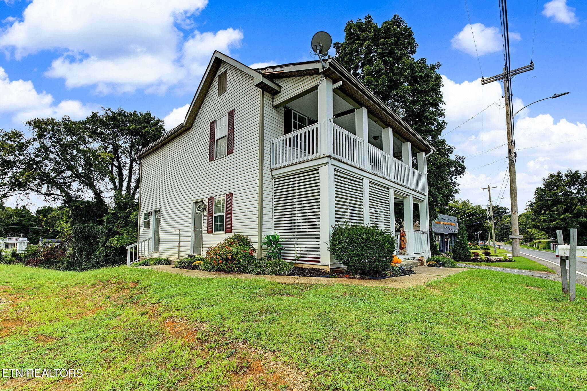 1016-1018 W Broadway Ave 1016-1018, Maryville, TN 37801