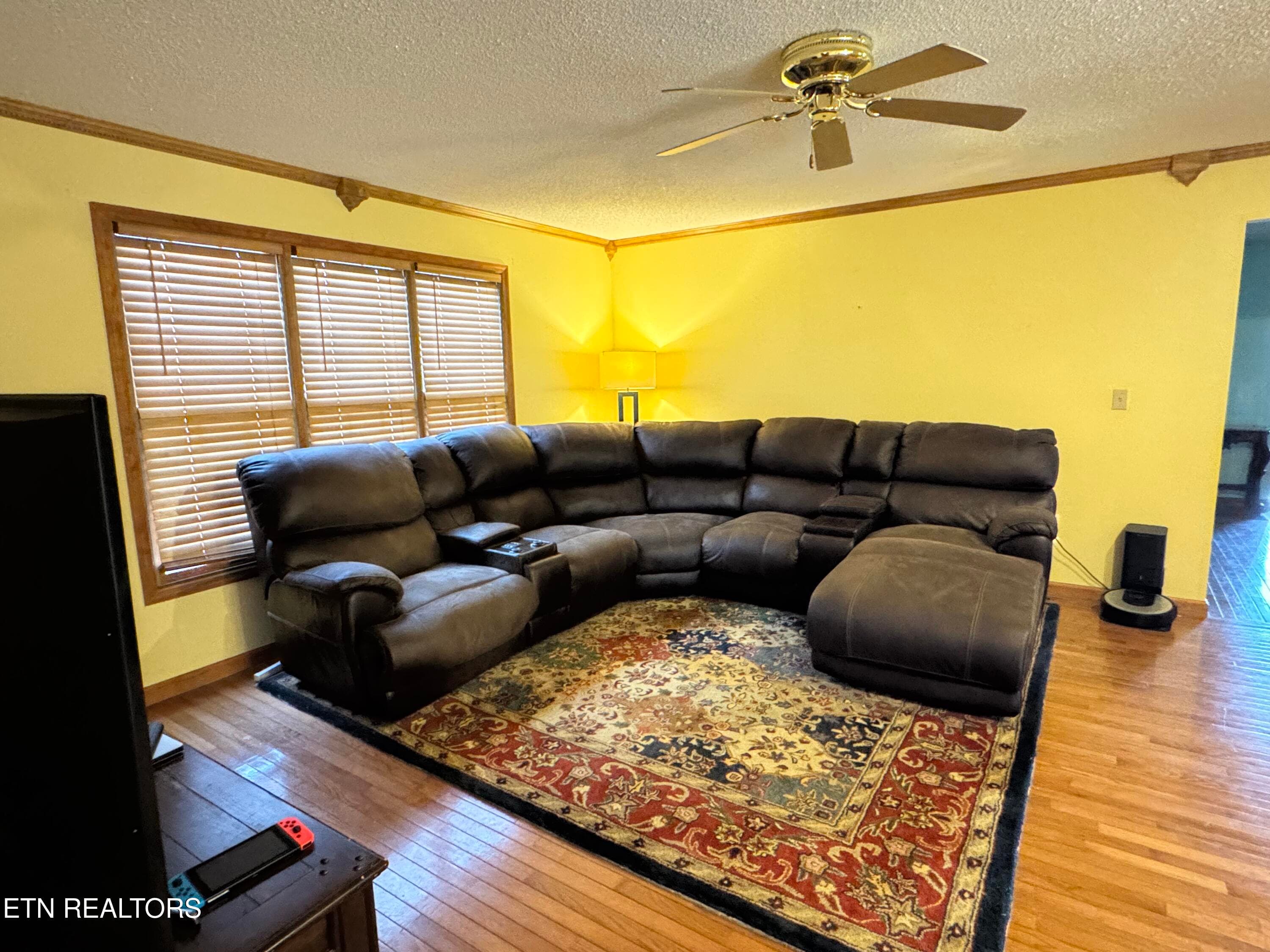 Family room - 2961 Forge Ridge Rd, Harrogate, TN 37752, Harrogate