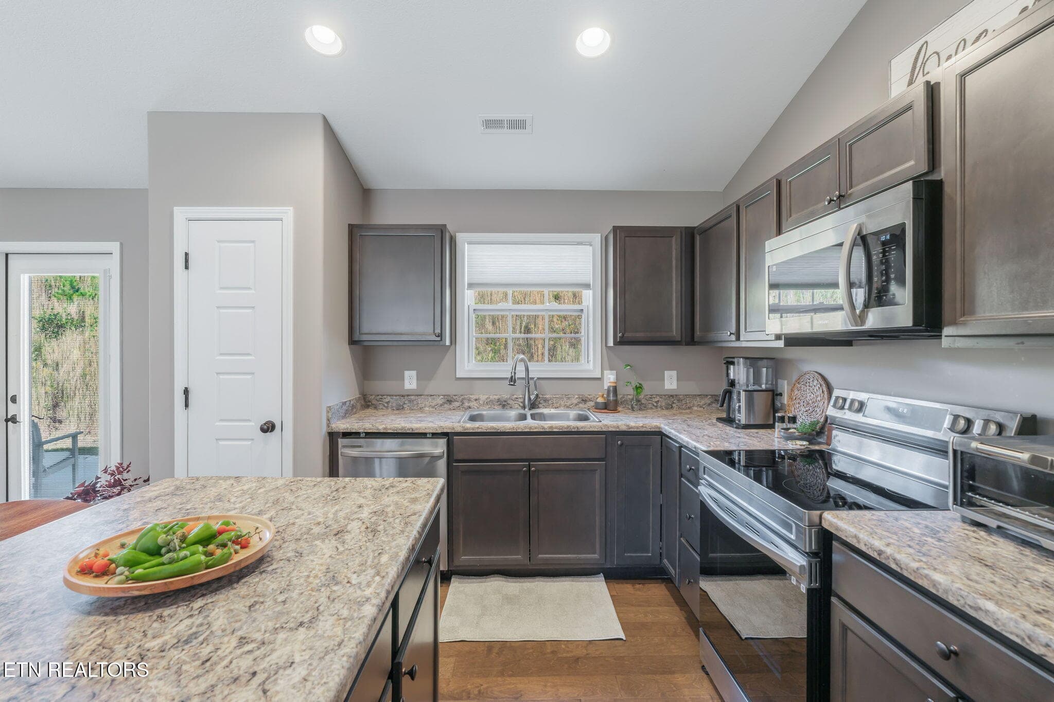 Kitchen - 5519 Berkley Landing Lane, Knoxville, TN 37918, Knoxville