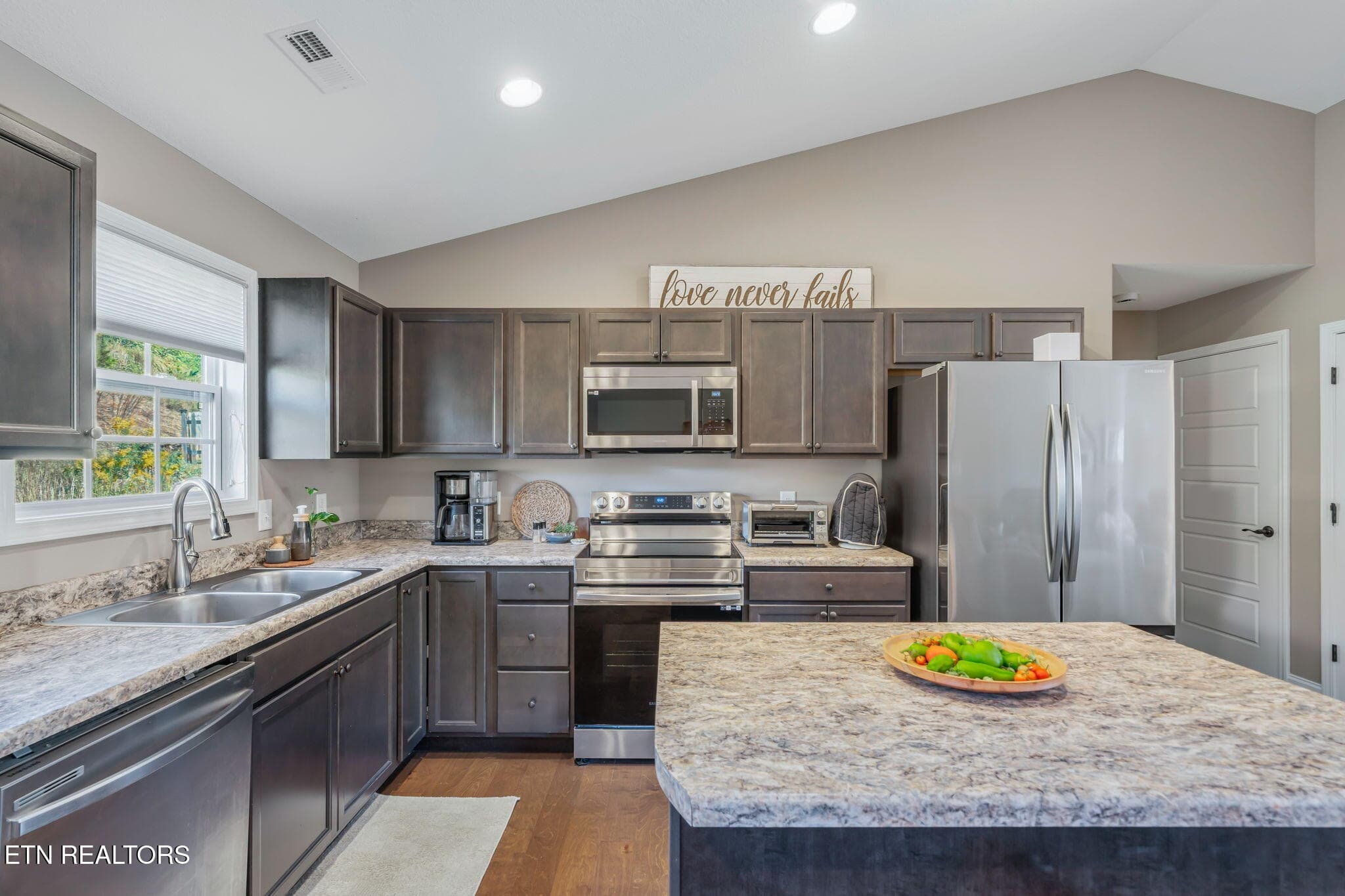 Kitchen - 5519 Berkley Landing Lane, Knoxville, TN 37918, Knoxville