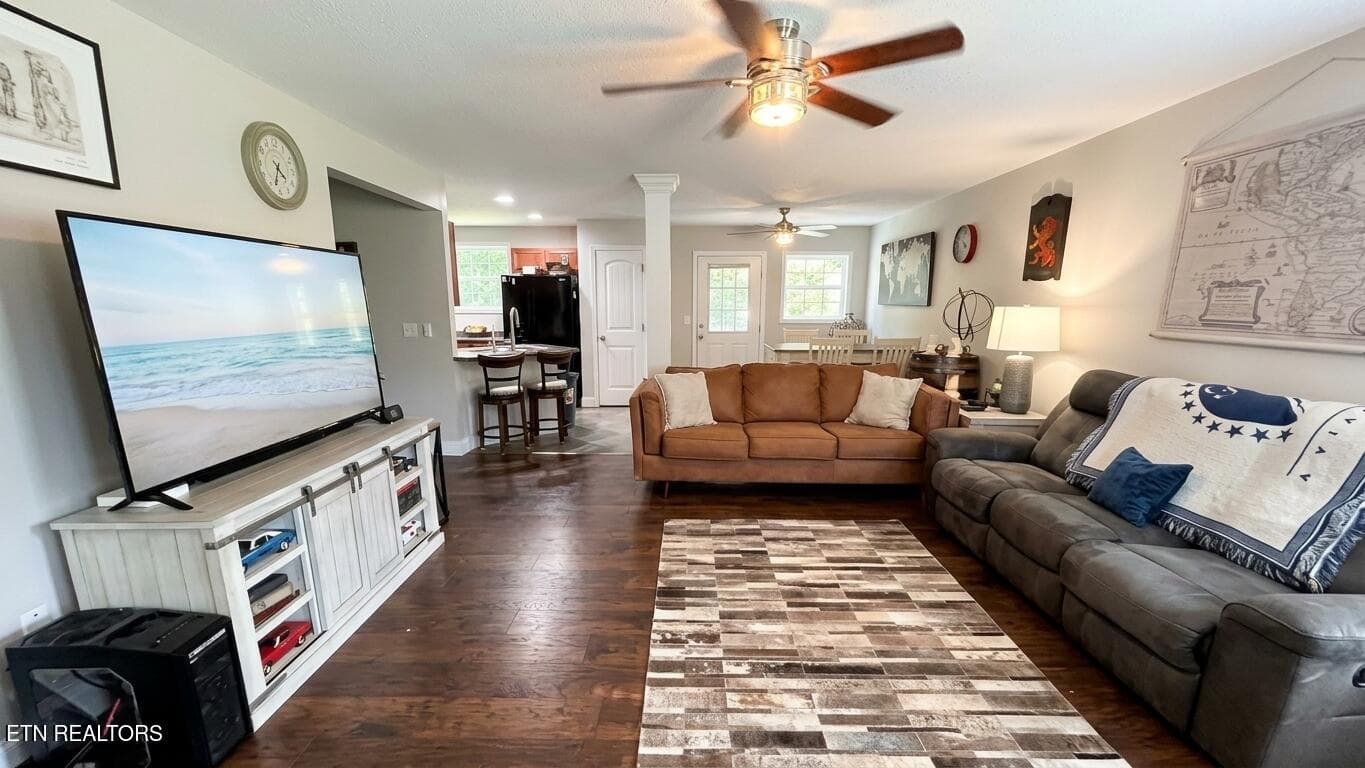 Living Room 2 - 4835 Cameron Rd, Morristown, TN 37814