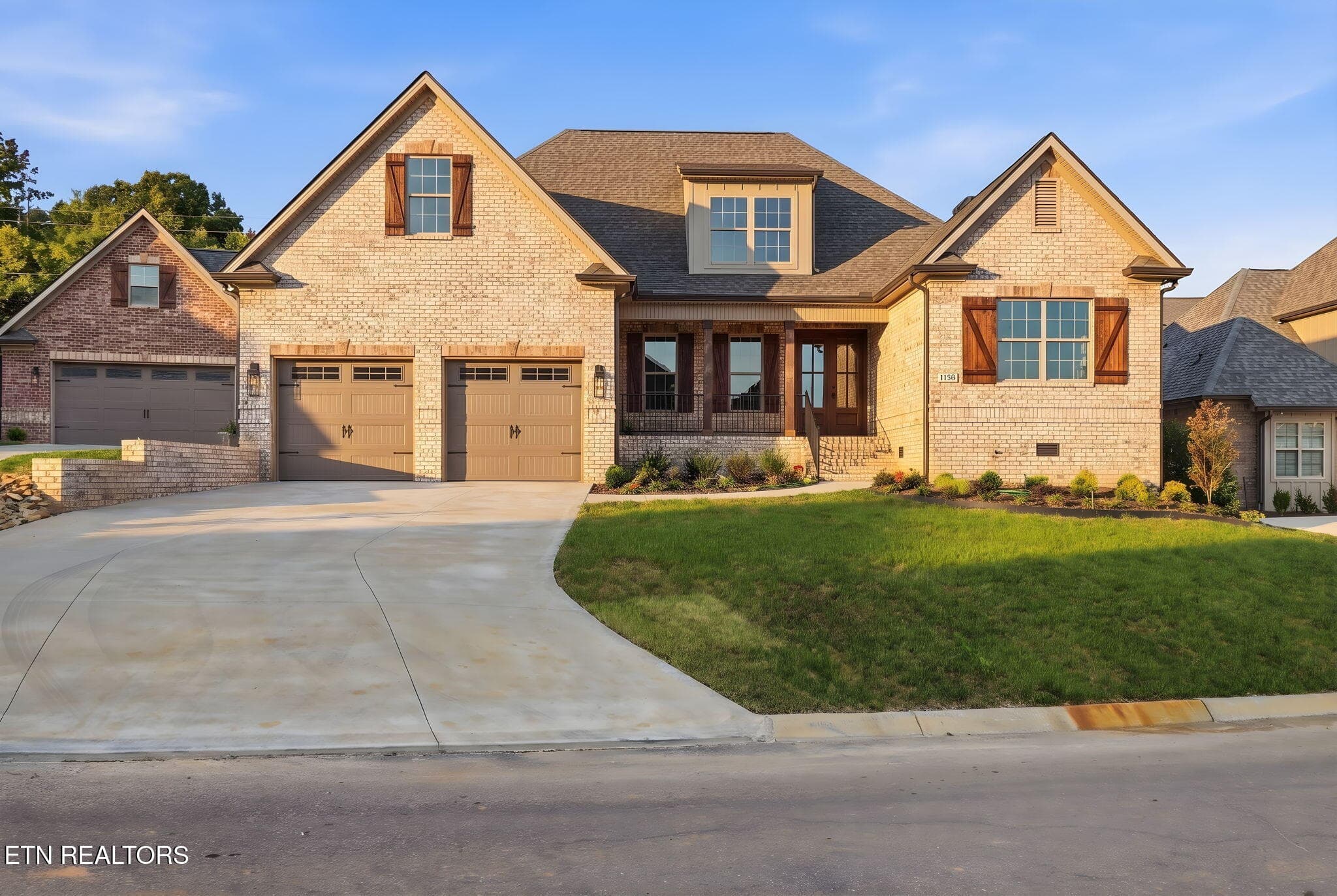 1-web-or-mls-stylized-DZ3A3341-4k - 7745 Madgewood Lane, Knoxville, TN 37909, Knoxville