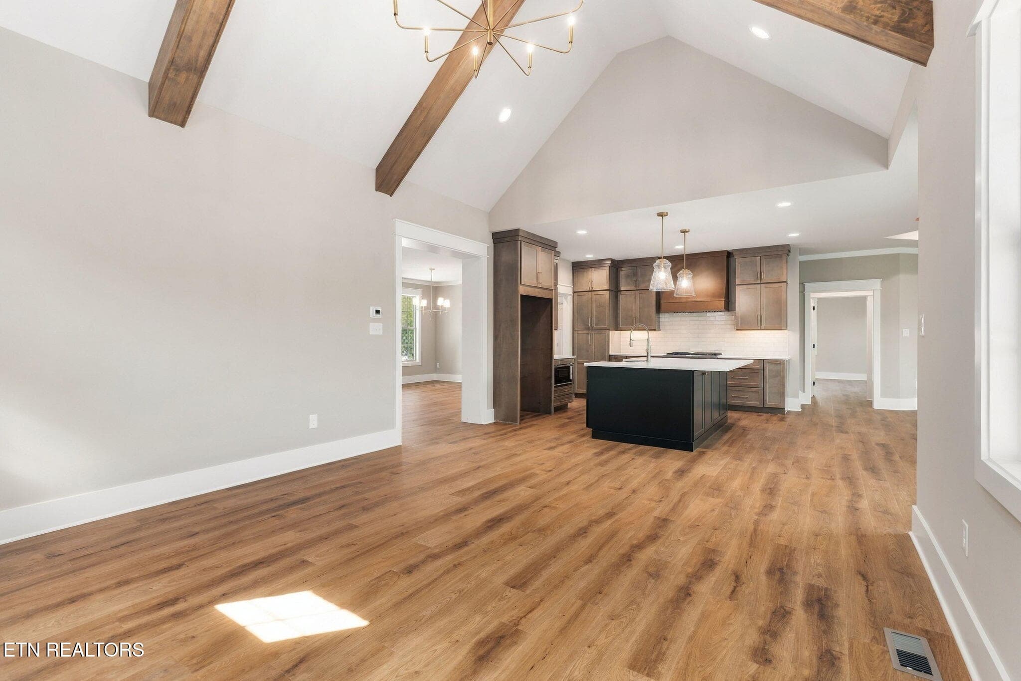 21-web-or-mls-DZ3A3181 - 7745 Madgewood Lane, Knoxville, TN 37909, Knoxville
