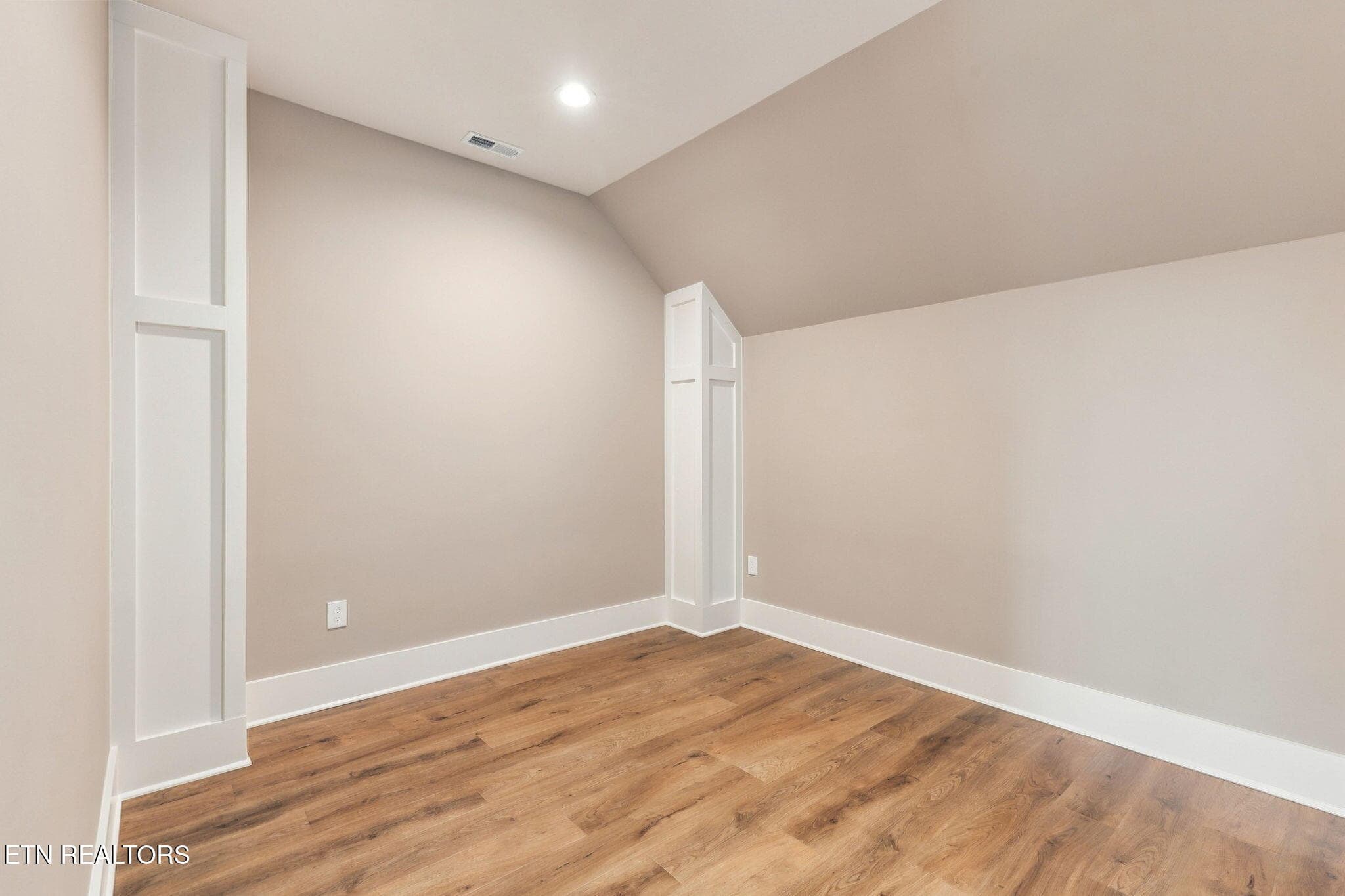 60-web-or-mls-DZ3A3307 - 7745 Madgewood Lane, Knoxville, TN 37909, Knoxville