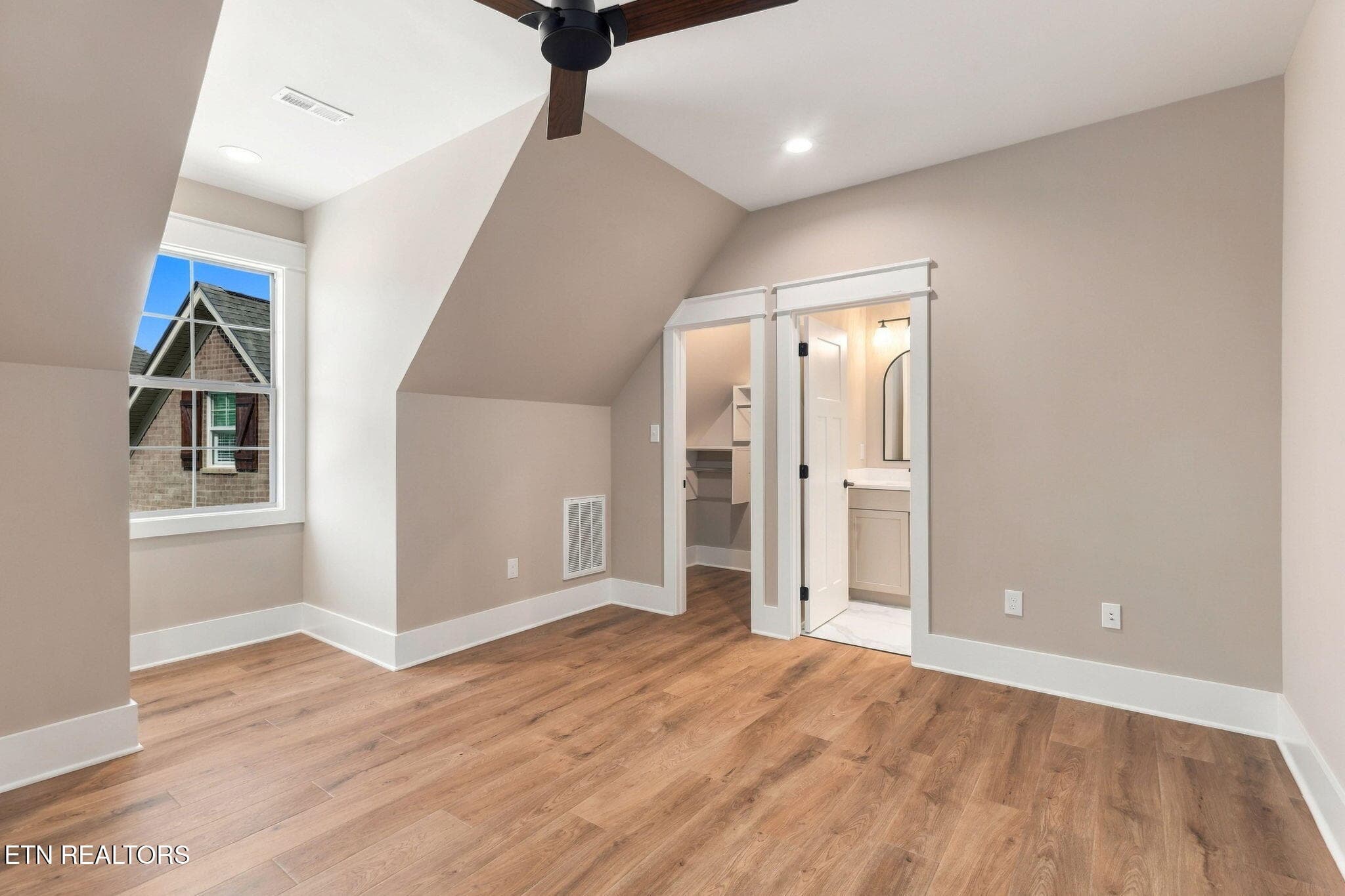 65-web-or-mls-DZ3A3325 - 7745 Madgewood Lane, Knoxville, TN 37909, Knoxville