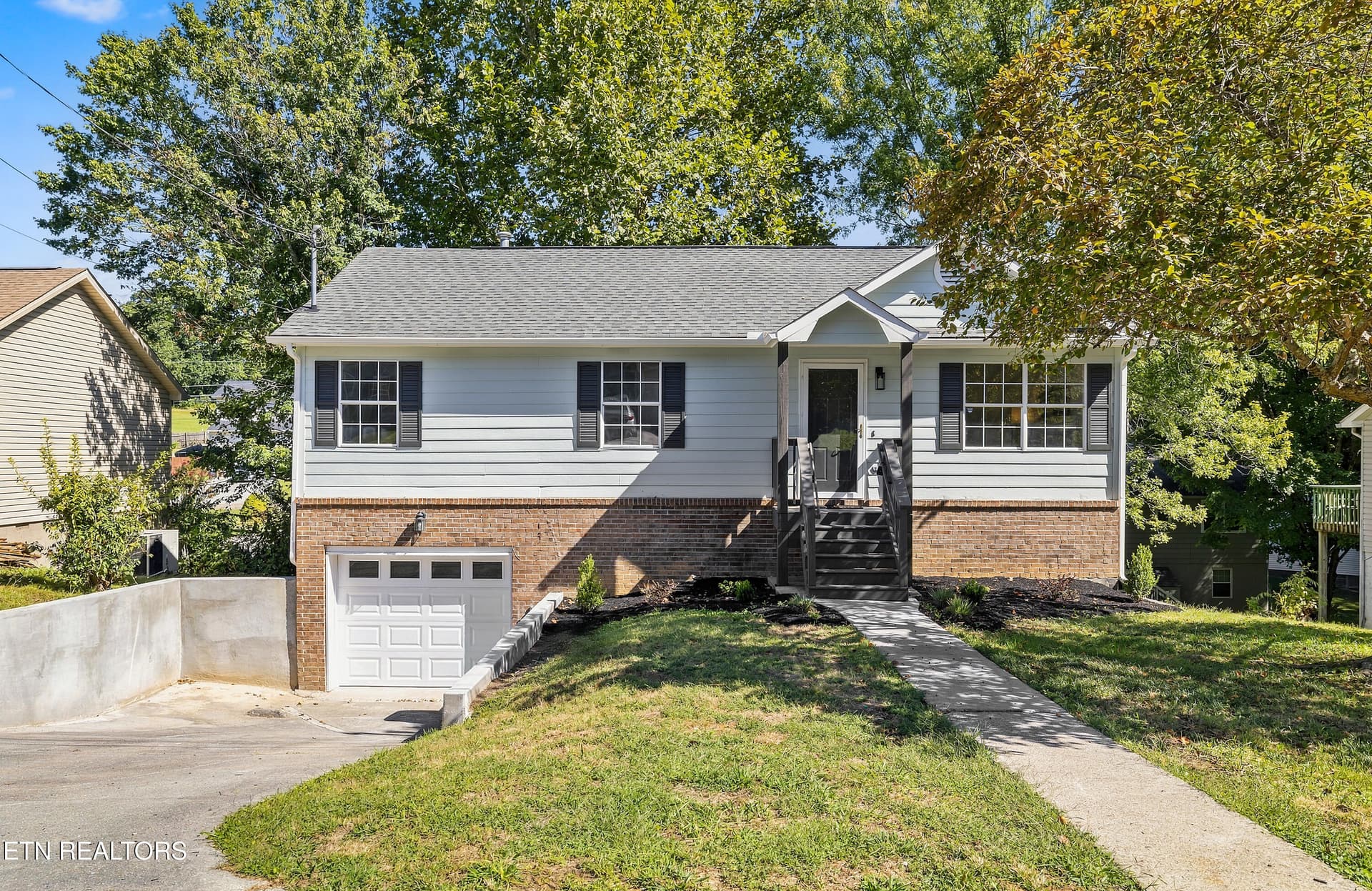 4632 Woodbridge Lane, Knoxville, TN 37921