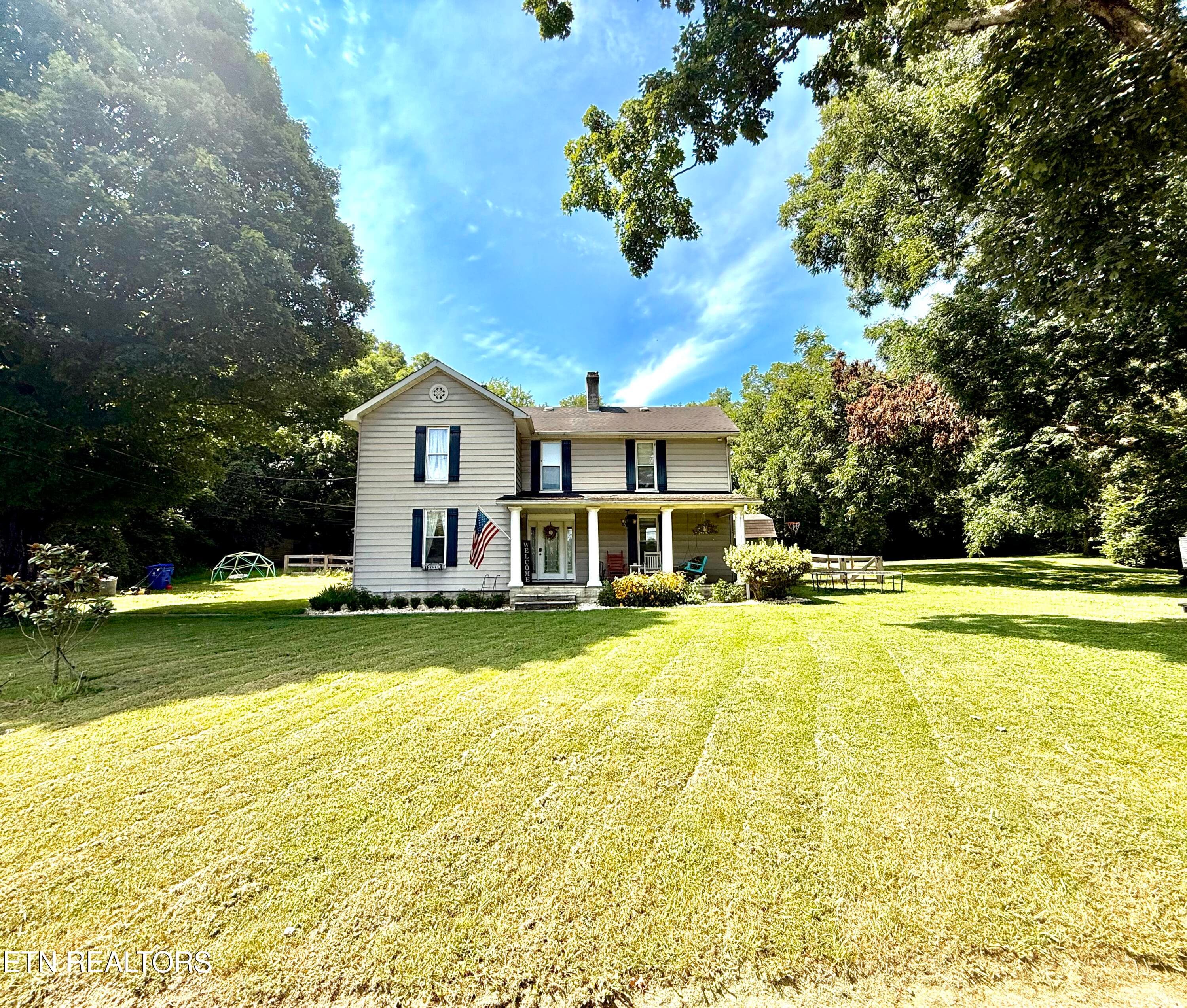 3144 W Old A J Hwy, Strawberry Plains, TN 37871