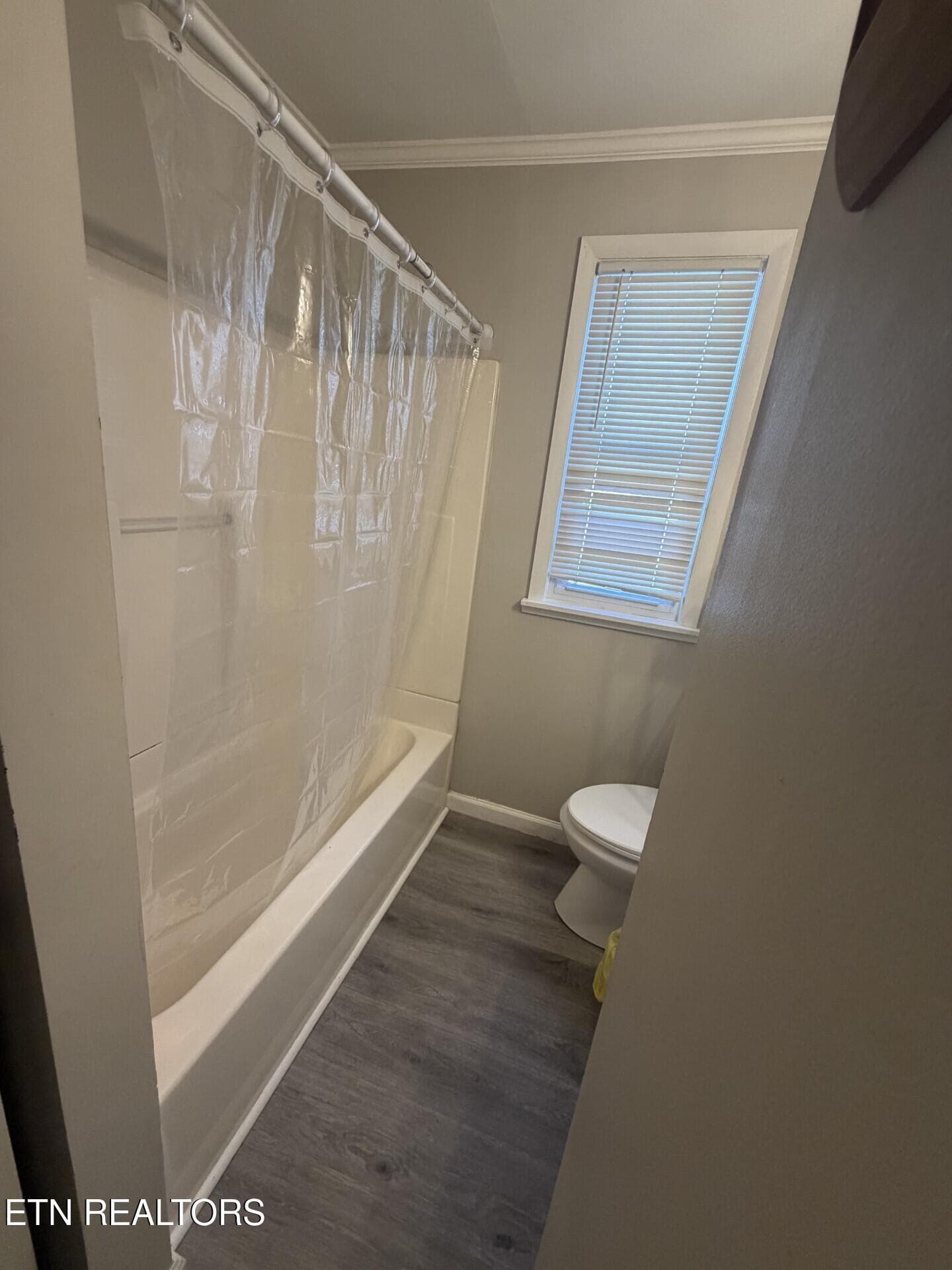 5fe27d9a-5825-43cc-a2e2-6599ae7814cb - 609 W Inskip Drive, Knoxville, TN 37912, Knoxville