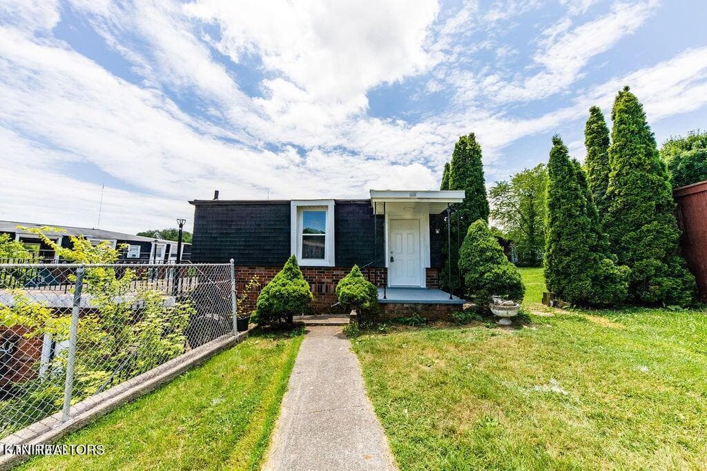 1520 Highland Drive, Knoxville, TN 37918
