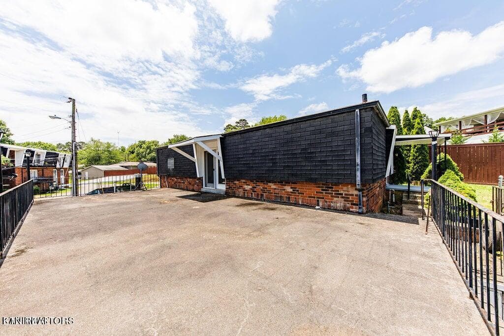 1520 Highland Drive - 1520 Highland Drive, Knoxville, TN 37918, Knoxville