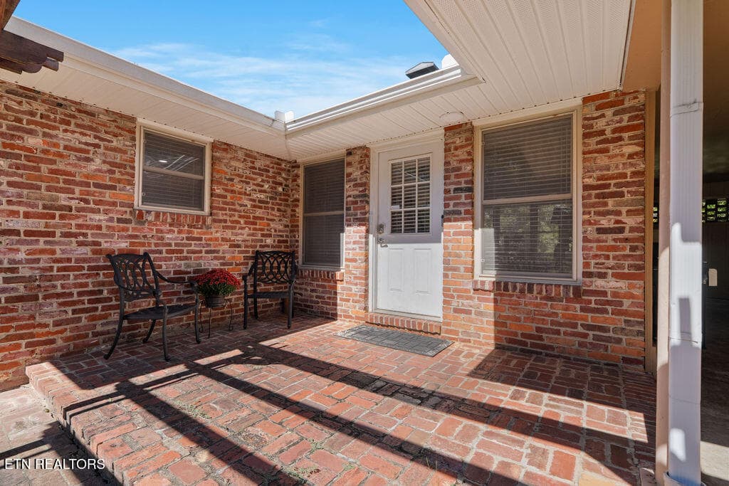DSC01902 - 9000 Westland Drive, Knoxville, TN 37922, Knoxville