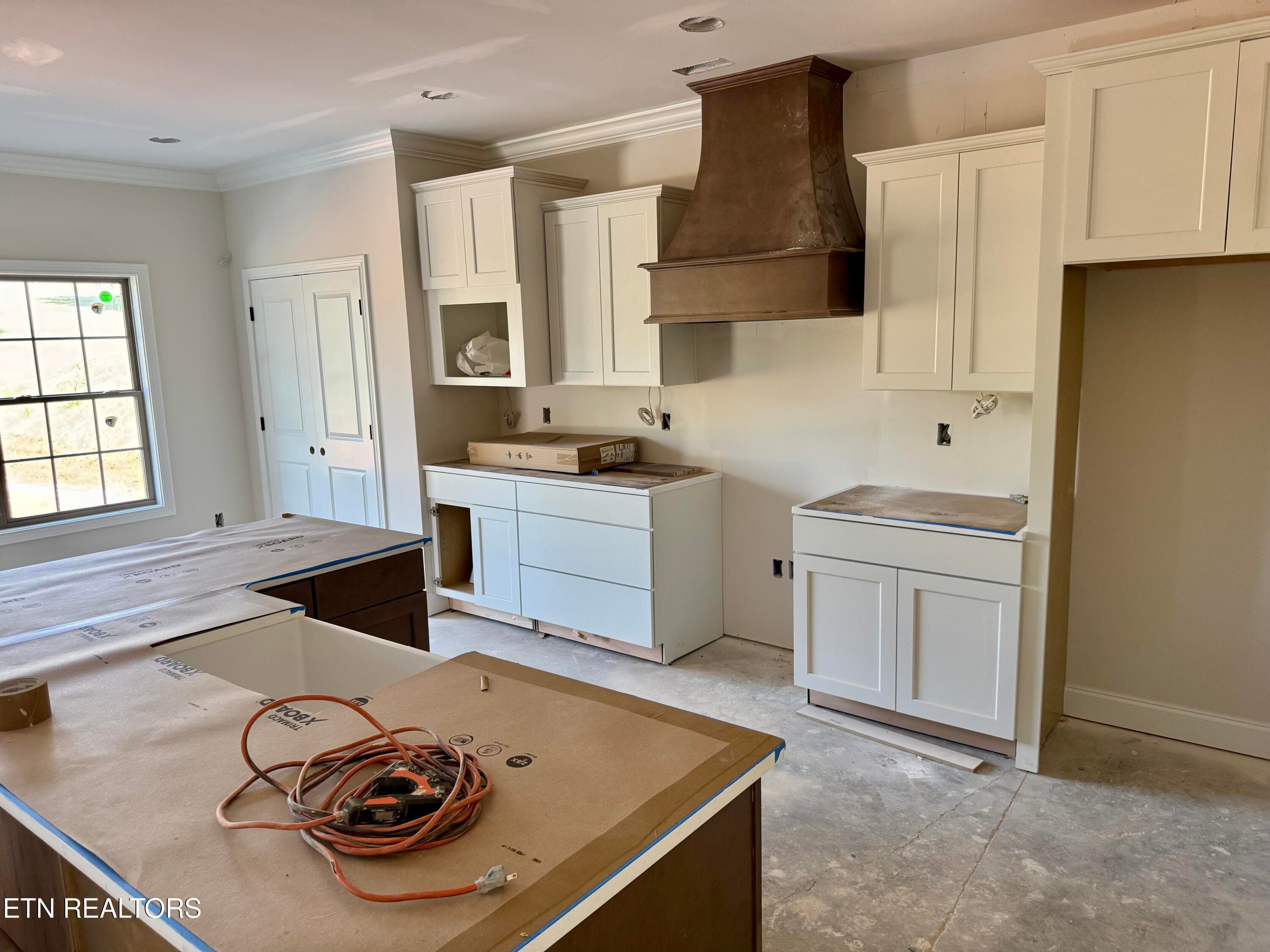 Kitchen - 8861 Dancing Bear Lane, Knoxville, TN 37923, Knoxville