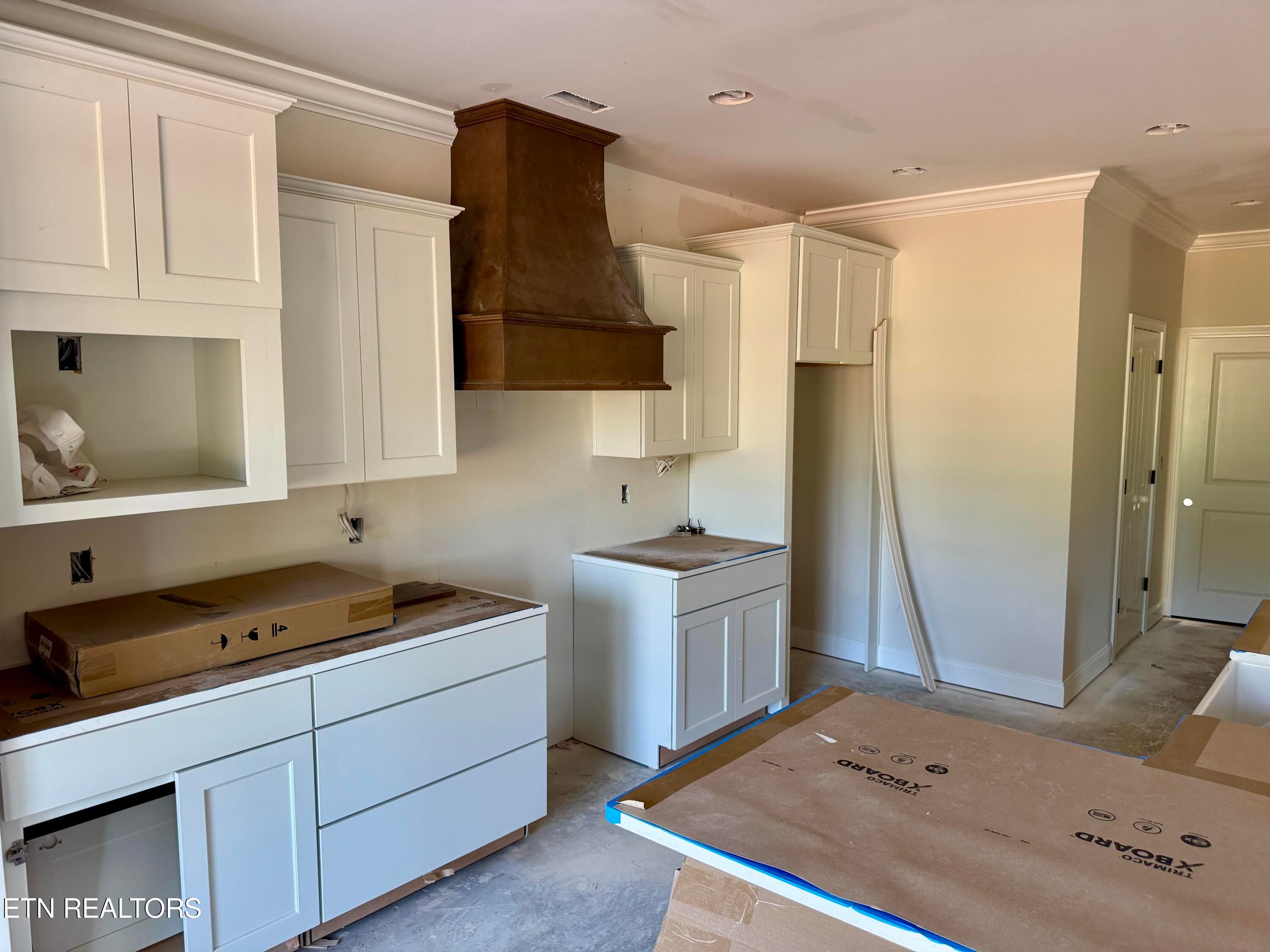Kitchen - 8861 Dancing Bear Lane, Knoxville, TN 37923, Knoxville