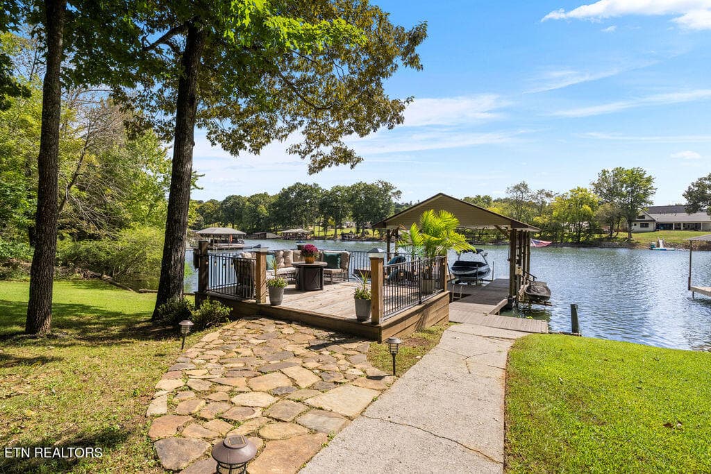 Deck and Boat Dock - 205 Channel Drive, Loudon, TN 37774, Loudon