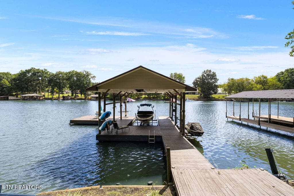 Boat Dock - 205 Channel Drive, Loudon, TN 37774, Loudon