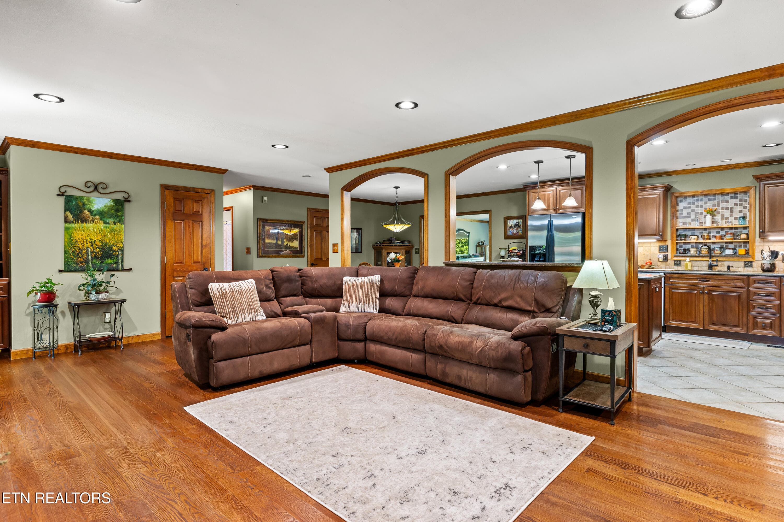 Arch detailed openings - 1845 Tree Tops Lane, Seymour, TN 37865, Seymour