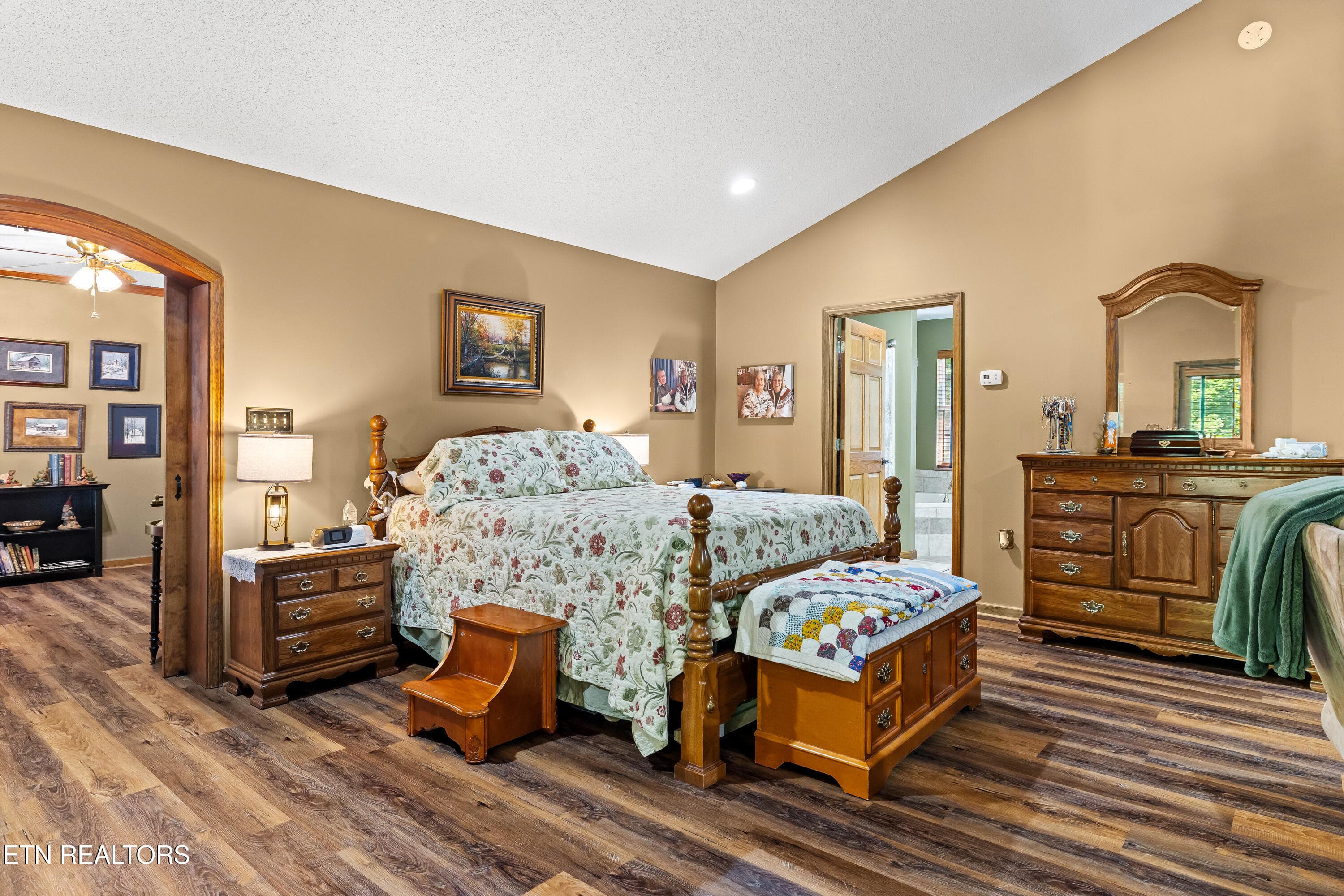 Arched doorway to primary bedroom - 1845 Tree Tops Lane, Seymour, TN 37865, Seymour