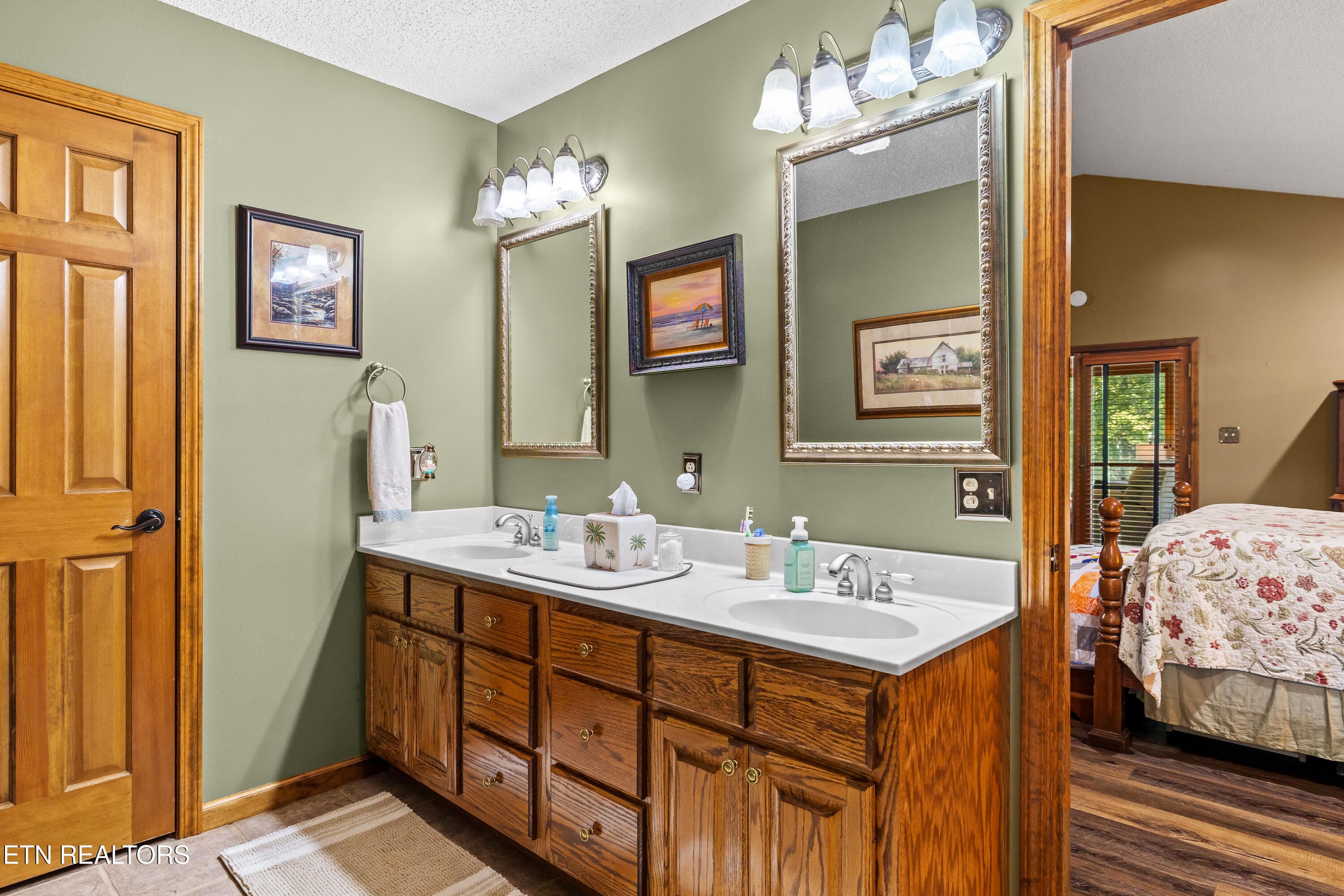 2nd primary bath - 1845 Tree Tops Lane, Seymour, TN 37865, Seymour