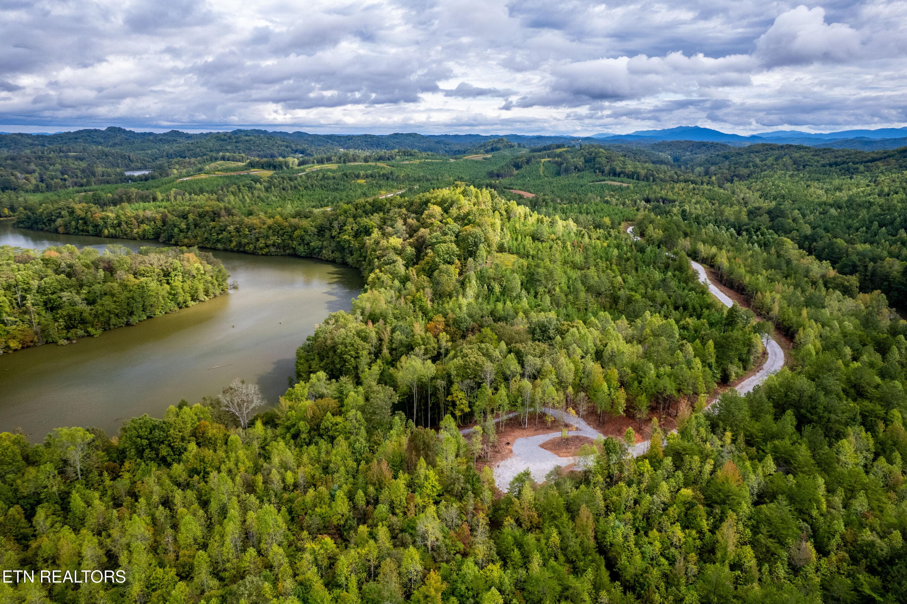 ThreePointrd-18 - Lot 104 Pineview Lane, Vonore, TN 37885