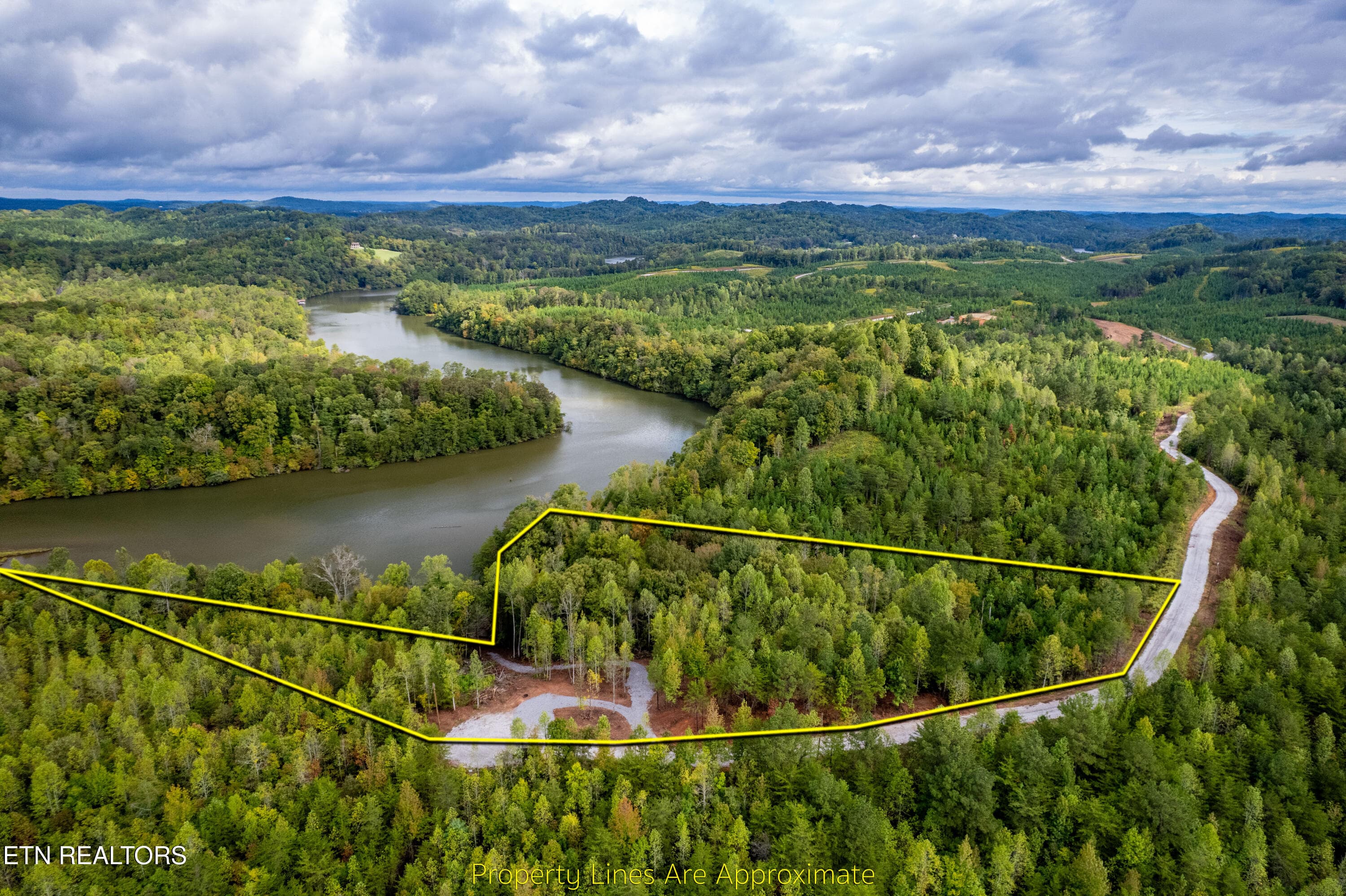 ThreePointrd-20 - Lot 104 Pineview Lane, Vonore, TN 37885