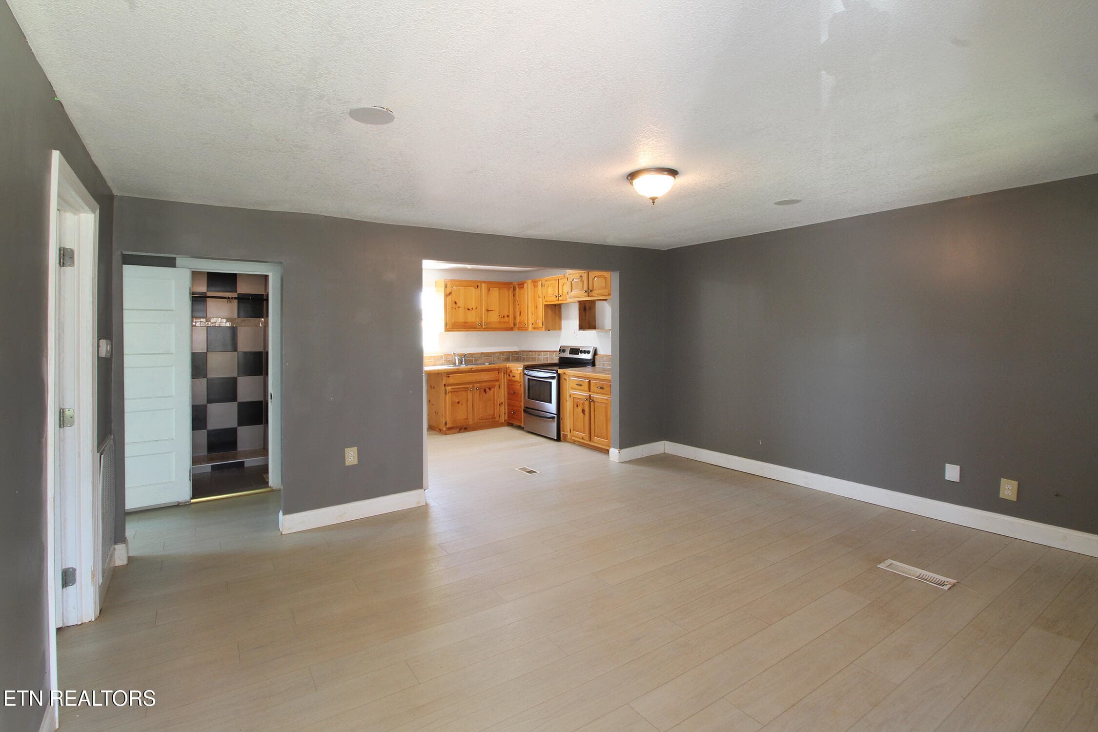 IMG_0816 - 1113 Yellowstone Rd, Knoxville, TN 37914