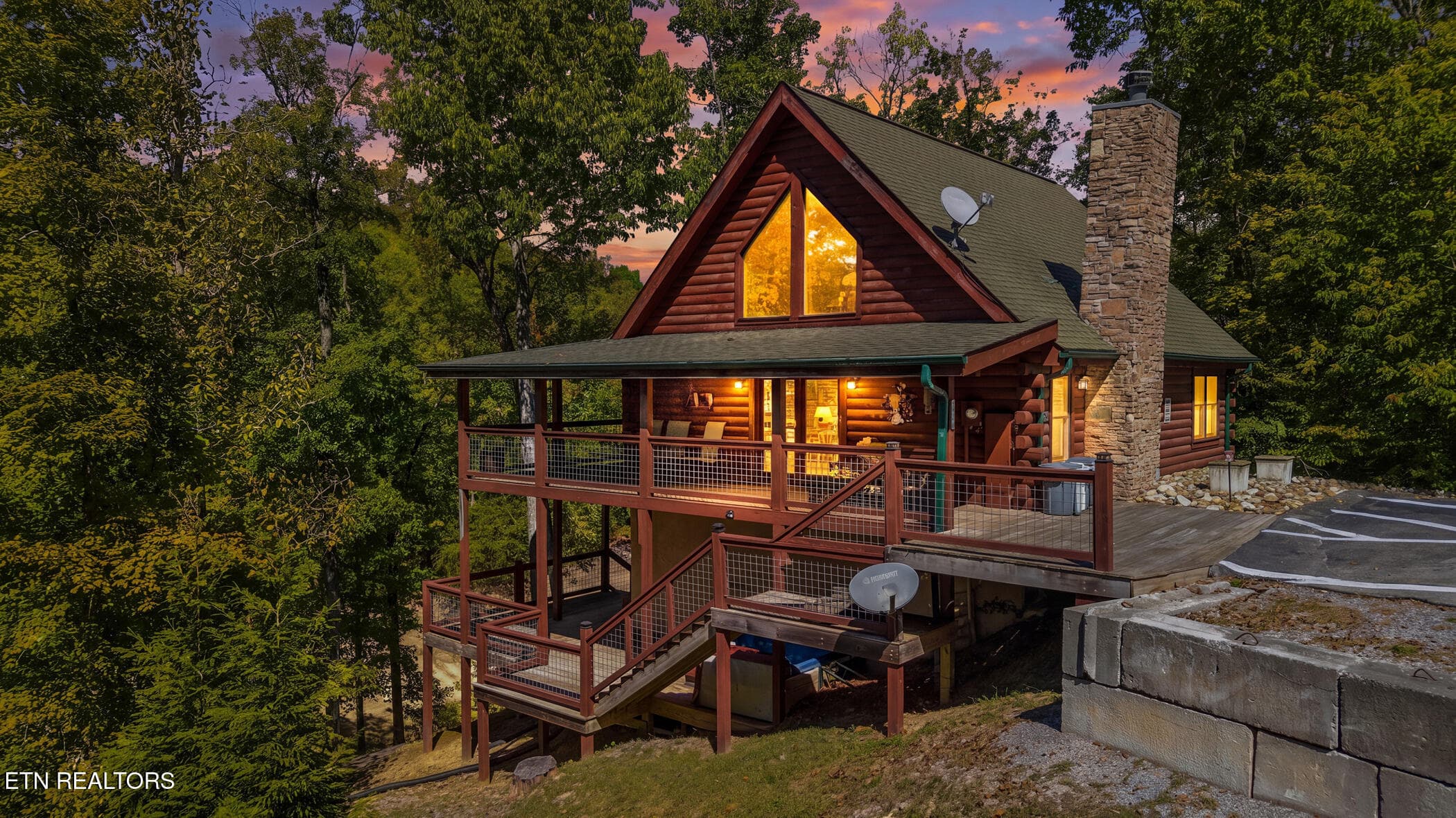 118 Daryl Way, Sevierville, TN 37876