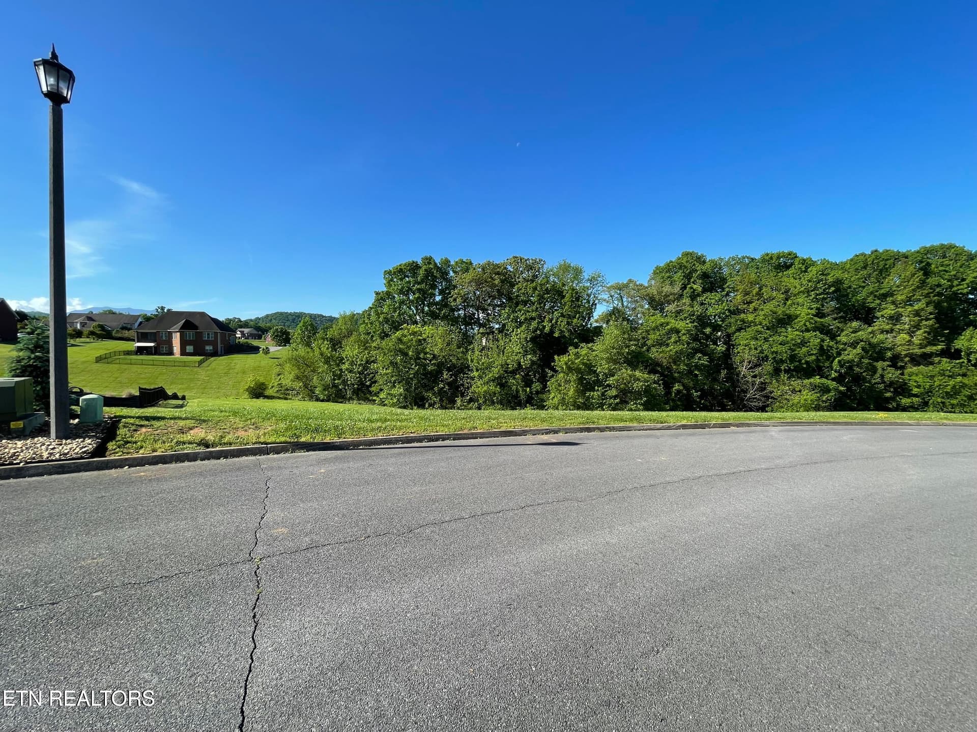 Alum Cave Cove, Sevierville, TN 37862