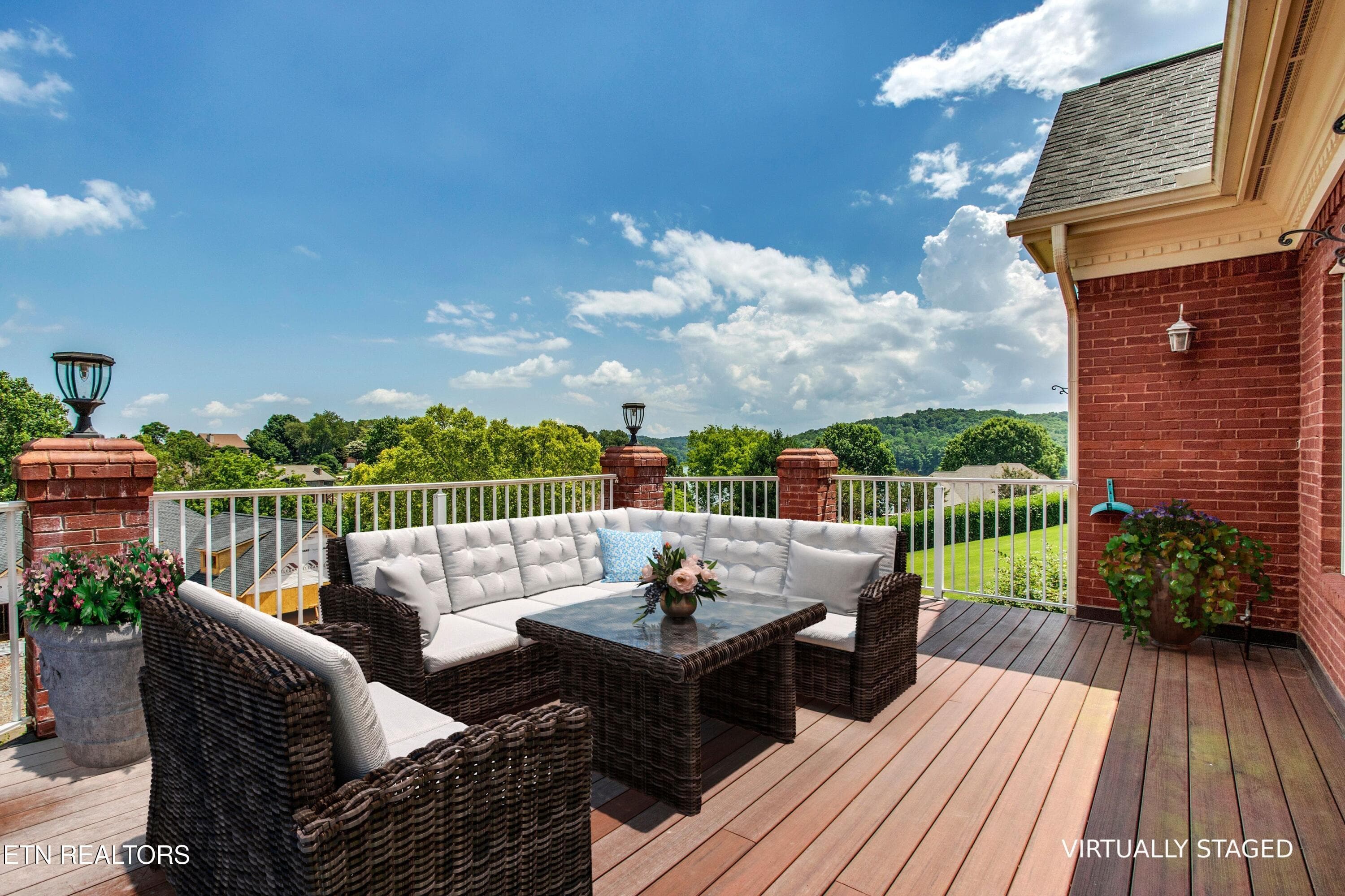 after_image_with_text_logo_1790850992597 - 203 Todaly Circle, Loudon, TN 37774