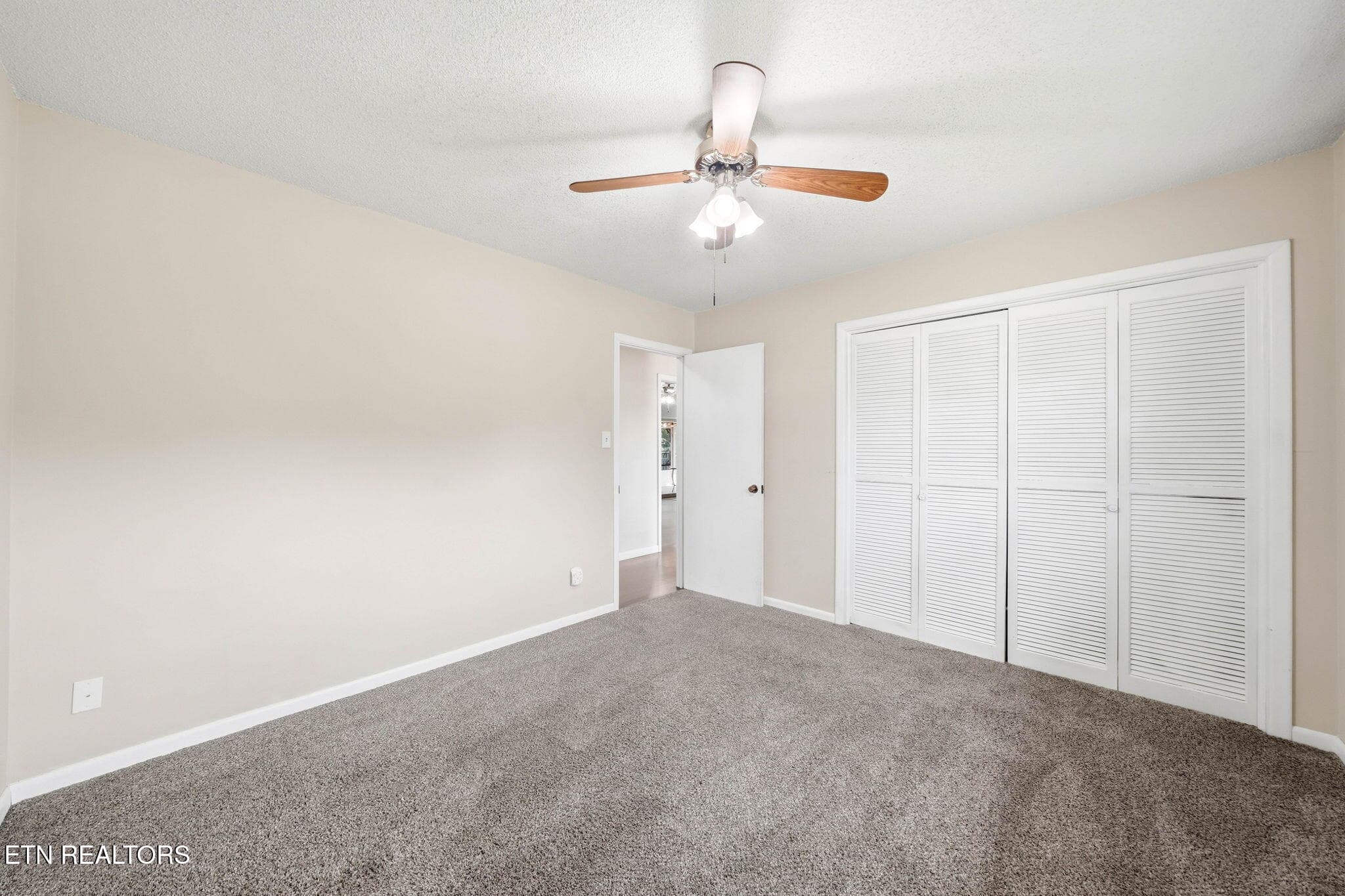 8-web-or-mls-7552 Berkshire Blvd-16 - 7552 Berkshire Blvd, Powell, TN 37849, Powell