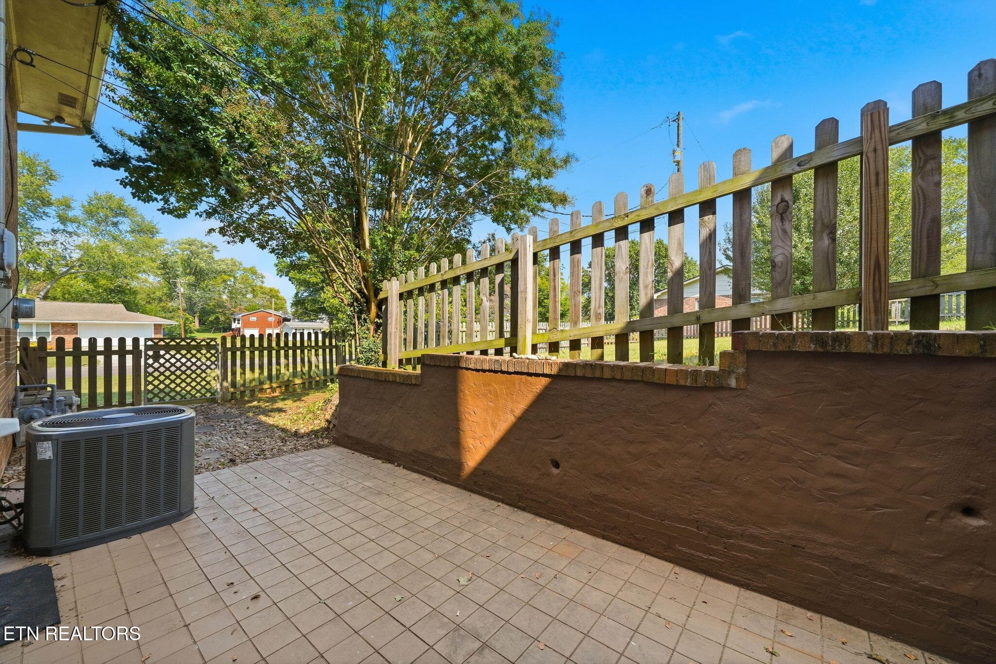 33-web-or-mls-7552 Berkshire Blvd-39 - 7552 Berkshire Blvd, Powell, TN 37849, Powell