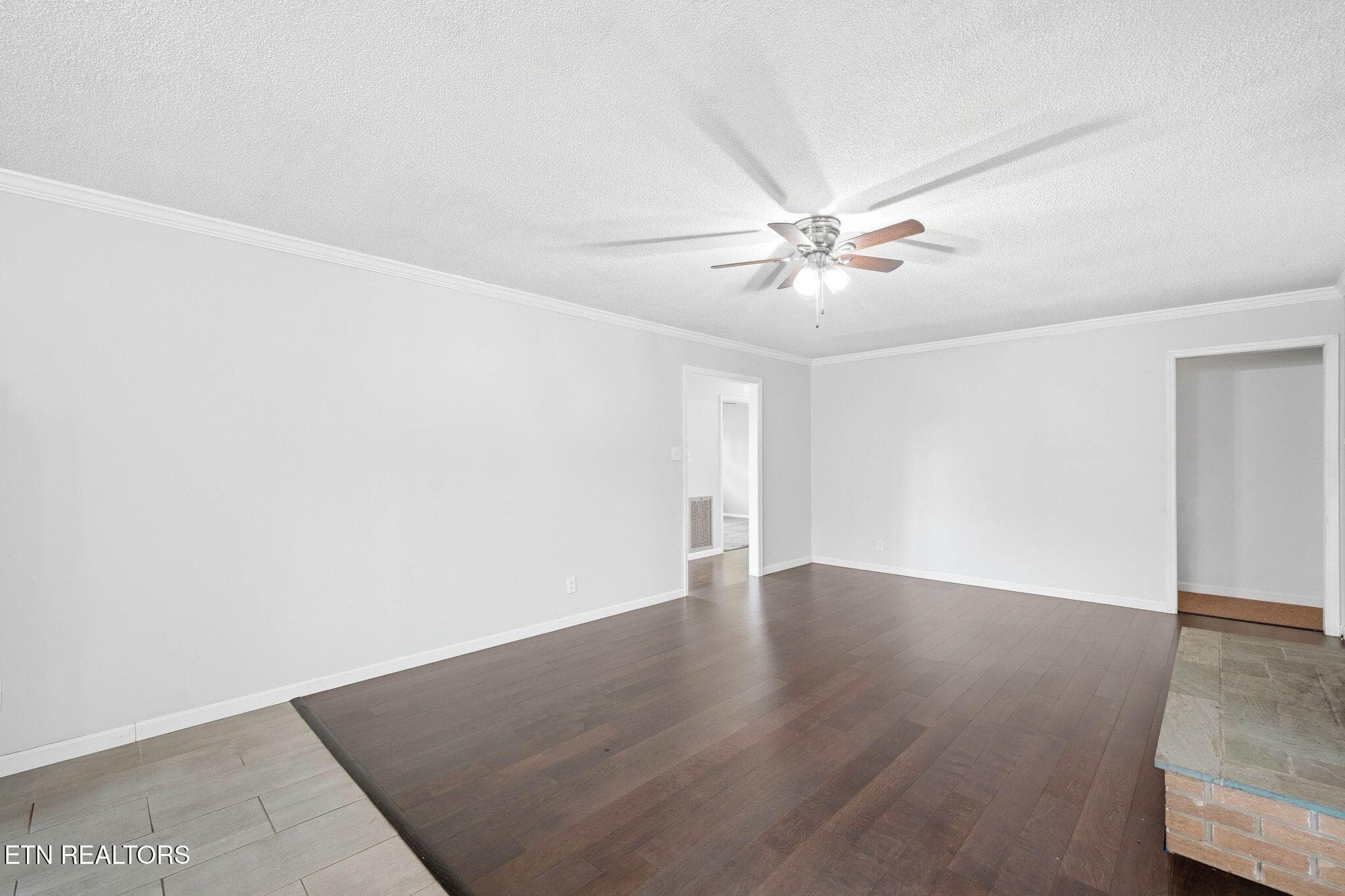 44-web-or-mls-7552 Berkshire Blvd-6 - 7552 Berkshire Blvd, Powell, TN 37849, Powell
