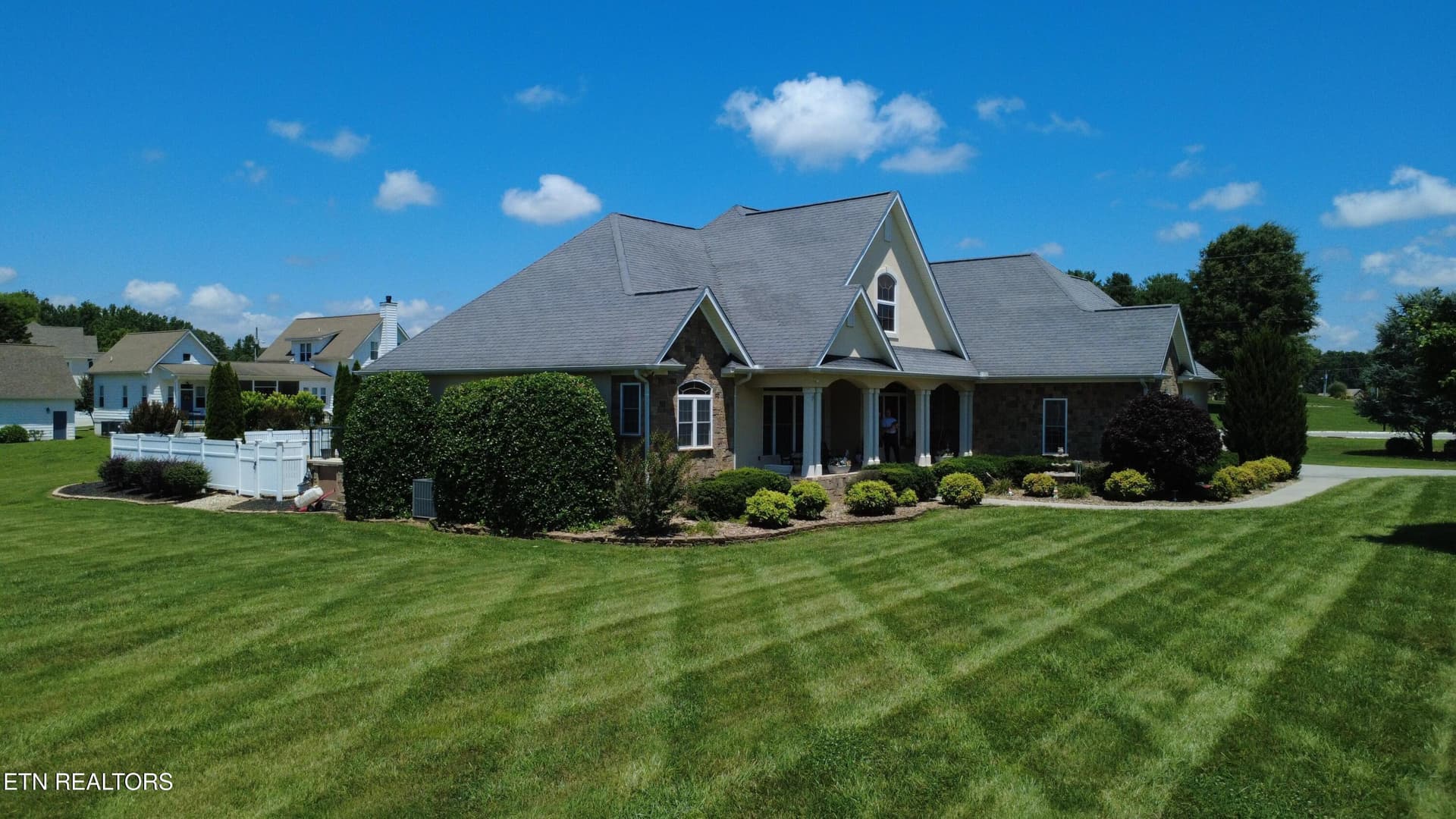 100 Springview Cove, Madisonville, TN 37354