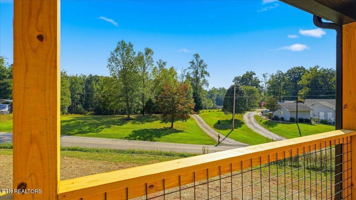09-Exterior - 105 Van Stowe Rd, Harriman, TN 37748, Harriman