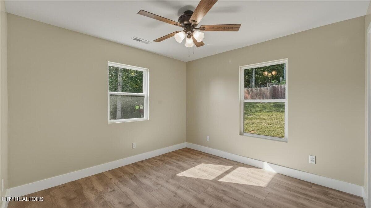 24-Bedroom 3 - 105 Van Stowe Rd, Harriman, TN 37748, Harriman
