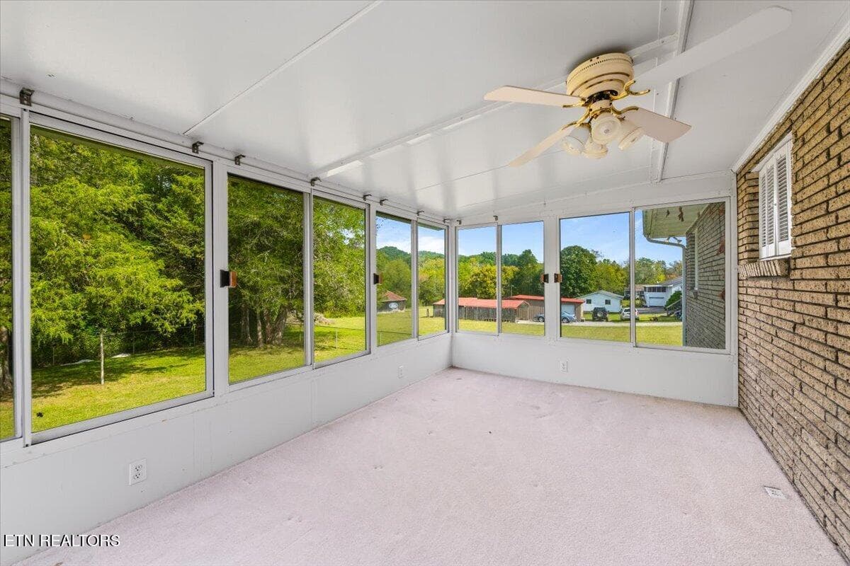 24-154 E Wolf Valley Rd - 154 E Wolf Valley Rd, Heiskell, TN 37754, Heiskell