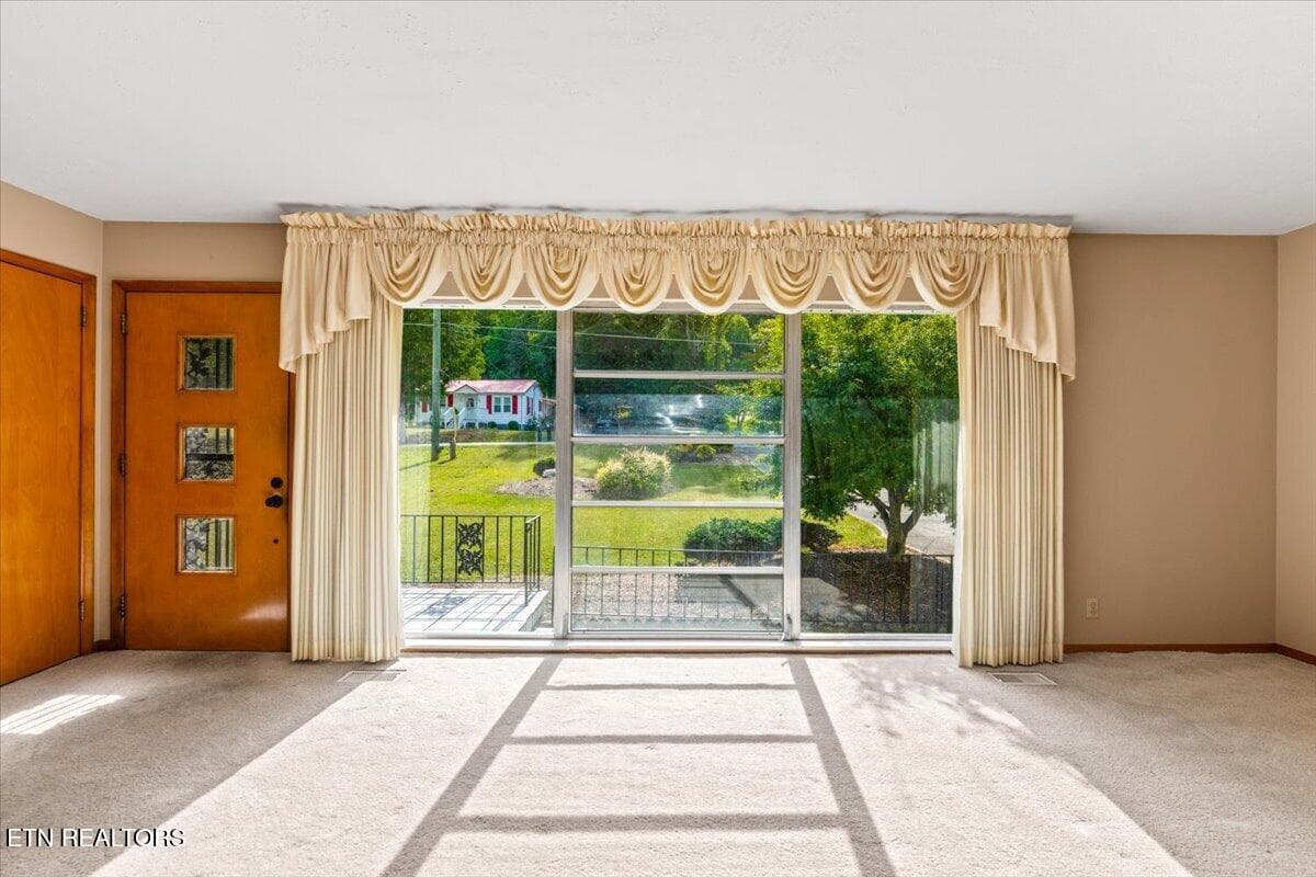 13-154 E Wolf Valley Rd - 154 E Wolf Valley Rd, Heiskell, TN 37754, Heiskell