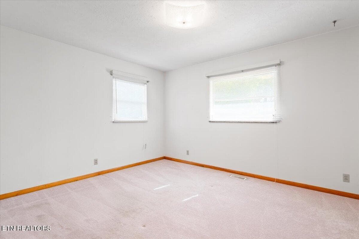 31-154 E Wolf Valley Rd - 154 E Wolf Valley Rd, Heiskell, TN 37754, Heiskell