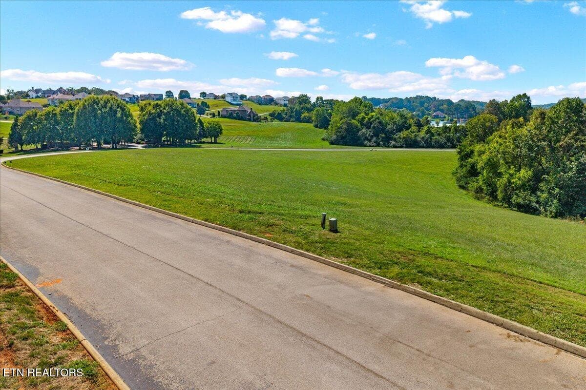 01-135 Amblecrest Dr-1 - 135 Amblecrest Drive, Vonore, TN 37885