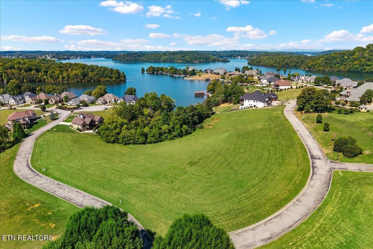 06-135 Amblecrest Dr-6 - 135 Amblecrest Drive, Vonore, TN 37885
