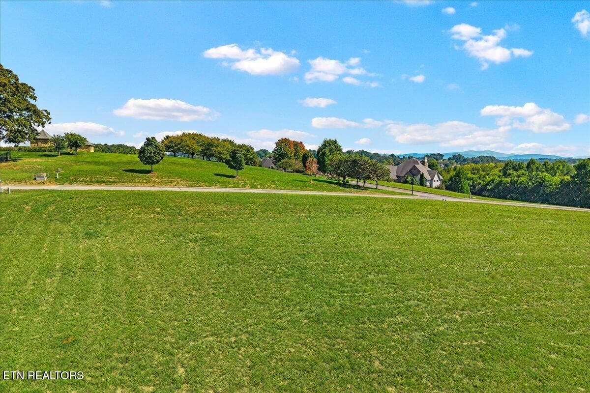 15-135 Amblecrest Dr-15 - 135 Amblecrest Drive, Vonore, TN 37885
