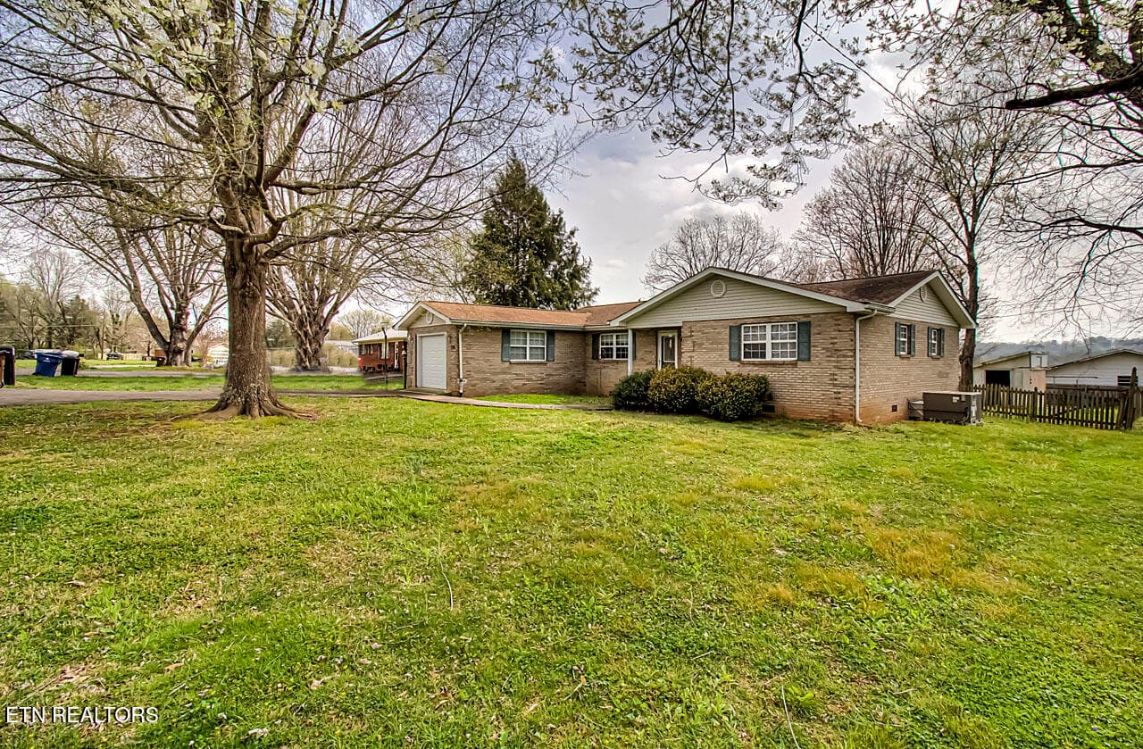 IMG_1083LR - 248 Ridgecrest Drive, Madisonville, TN 37354, Madisonville