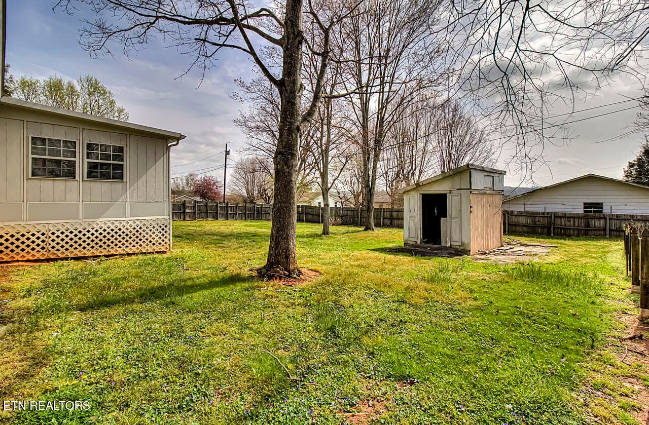 IMG_1104LR - 248 Ridgecrest Drive, Madisonville, TN 37354, Madisonville